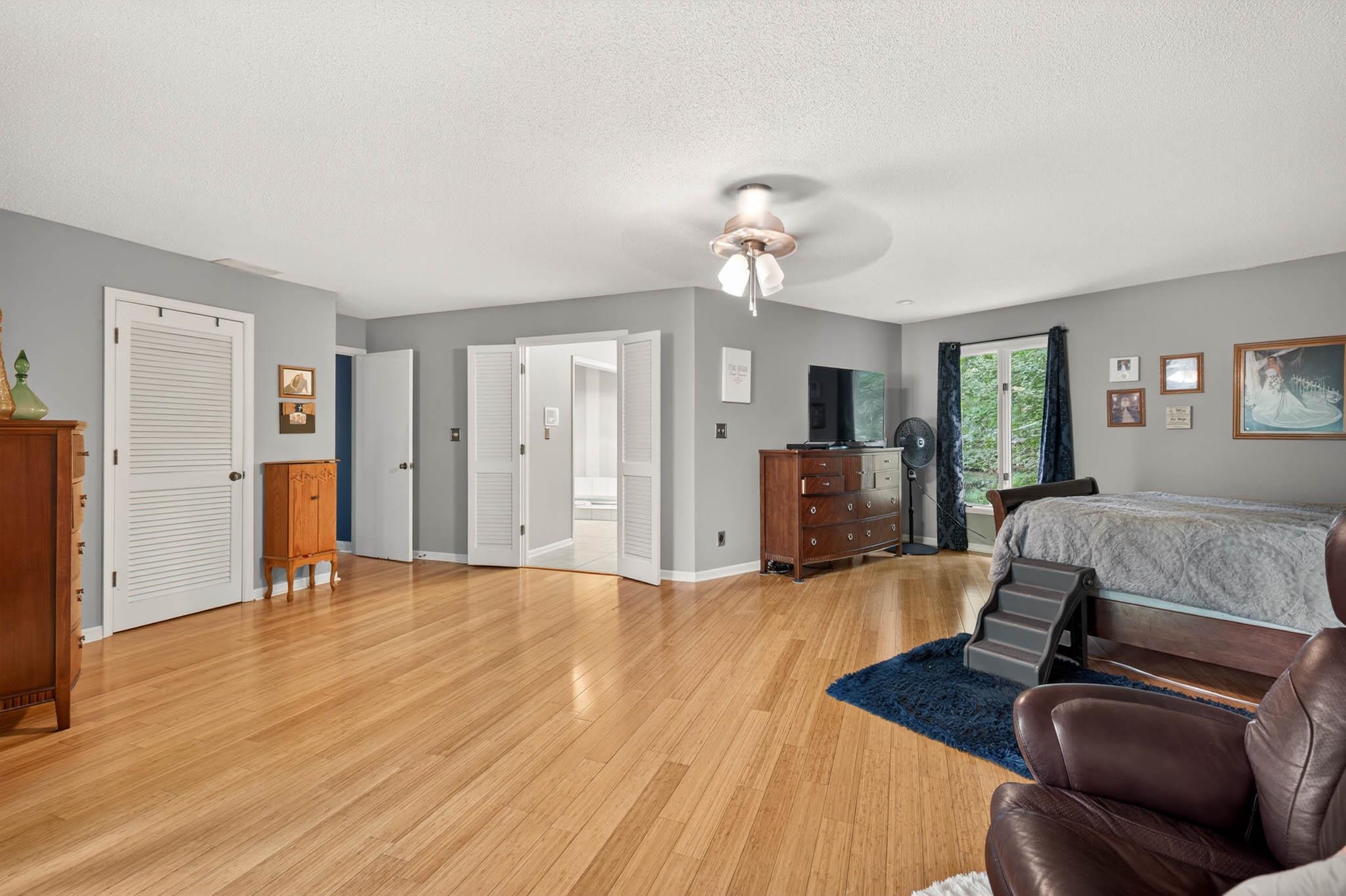 4119 Hunting Creek Drive, Owensboro, Kentucky 42303, 4 Bedrooms Bedrooms, ,3 BathroomsBathrooms,Single Family Residence,For Sale,Hunting Creek Drive,92437