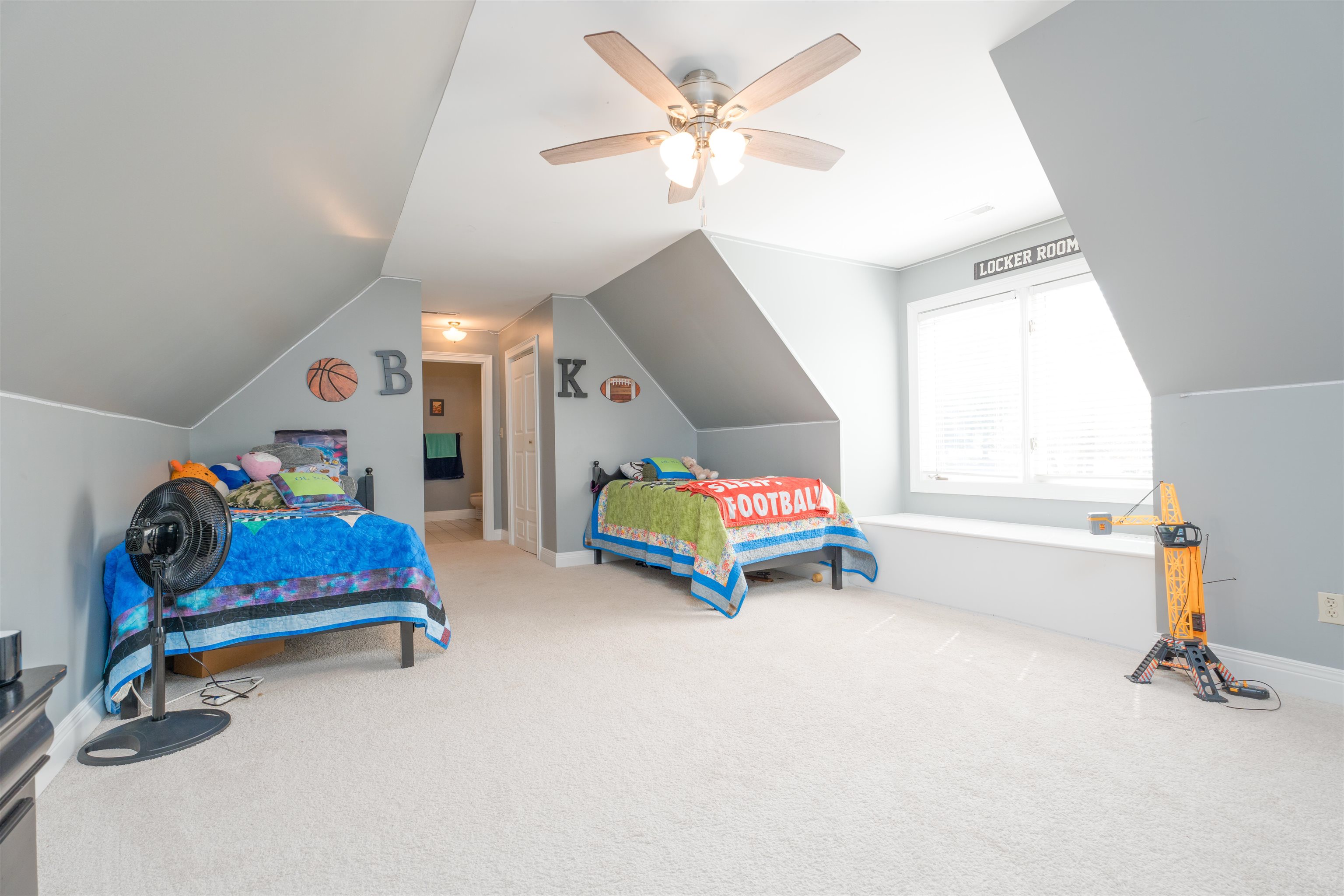 3682 Briarcliff Trace, Owensboro, Kentucky 42303, 5 Bedrooms Bedrooms, ,4 BathroomsBathrooms,Single Family Residence,For Sale,Briarcliff Trace,92449