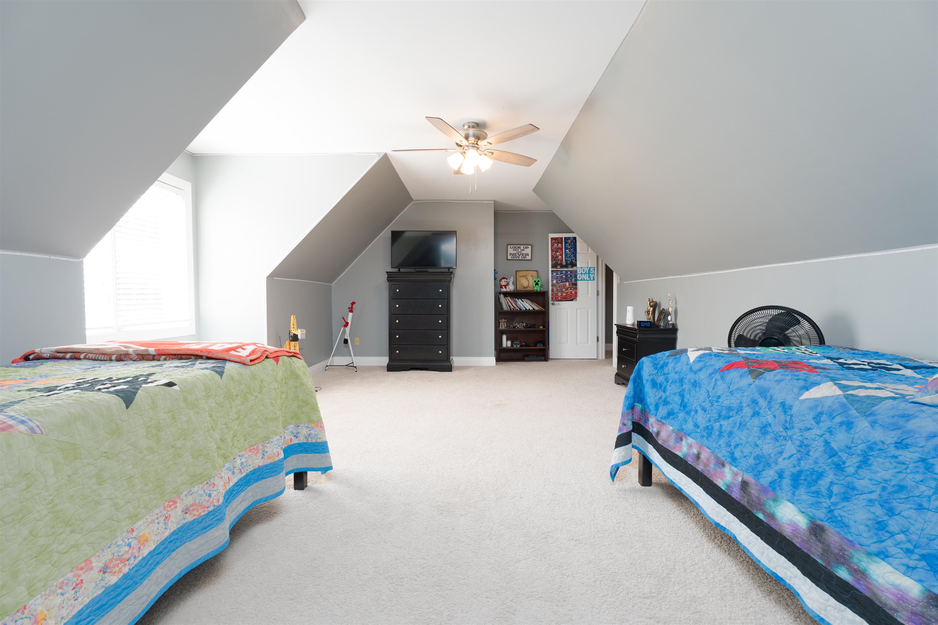 3682 Briarcliff Trace, Owensboro, Kentucky 42303, 5 Bedrooms Bedrooms, ,4 BathroomsBathrooms,Single Family Residence,For Sale,Briarcliff Trace,92449