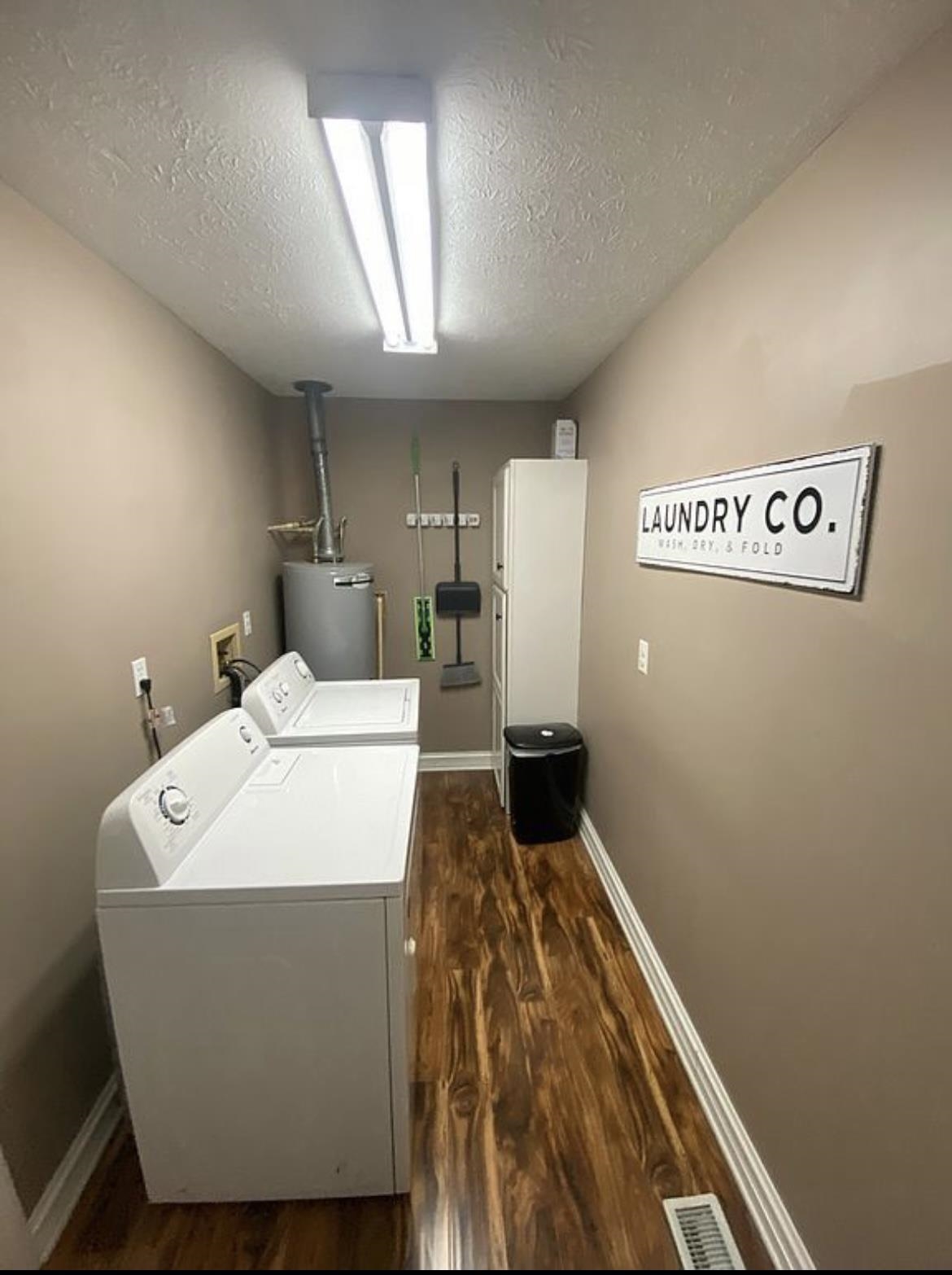 5125 Graham Ln., Owensboro, Kentucky 42303, 2 Bedrooms Bedrooms, ,1 BathroomBathrooms,Single Family Residence,For Sale,Graham Ln.,92451