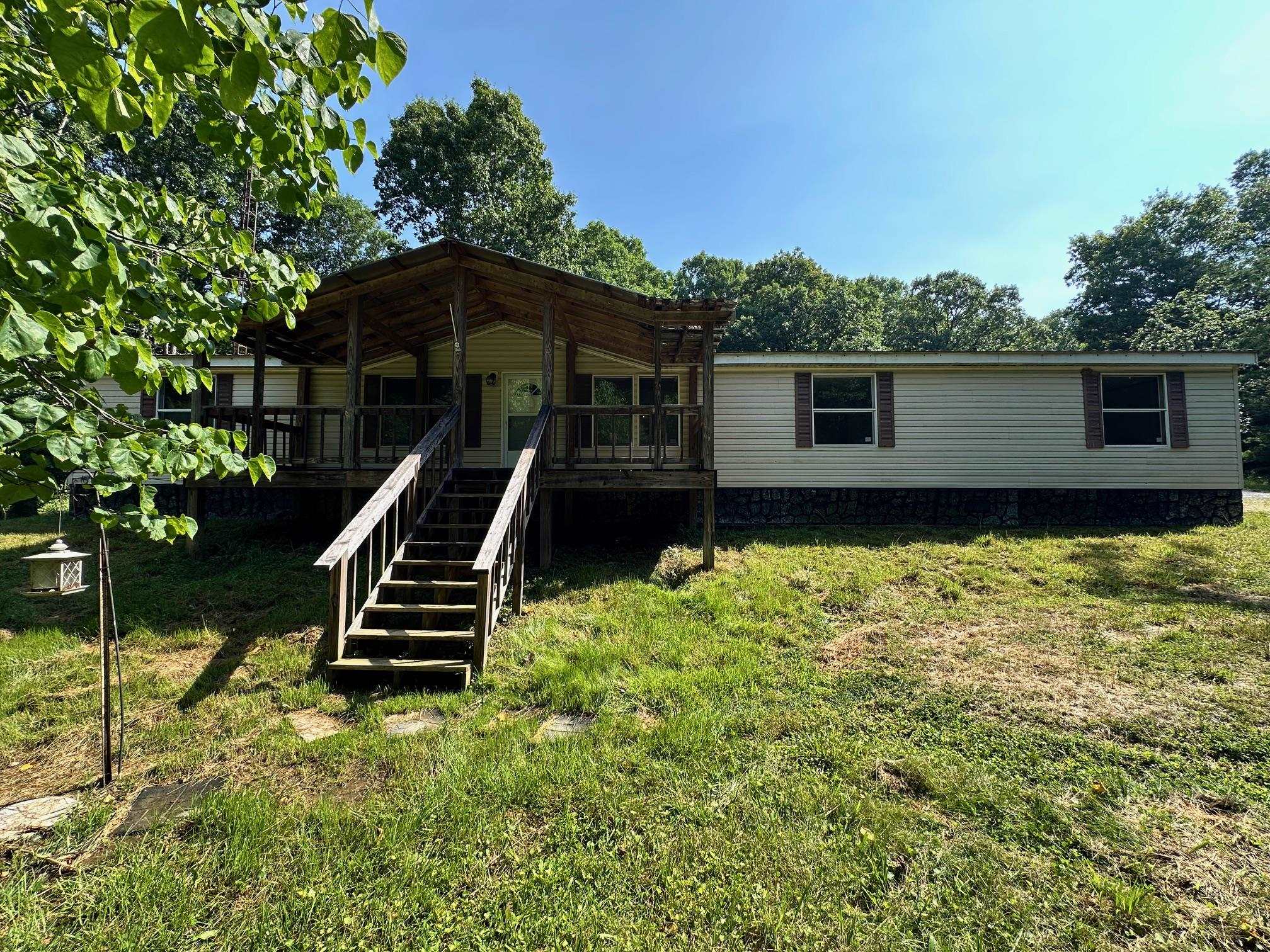 2972 Olaton Road, Olaton, Kentucky 42361, 4 Bedrooms Bedrooms, ,3 BathroomsBathrooms,Manufactured Home,For Sale,Olaton Road,92453