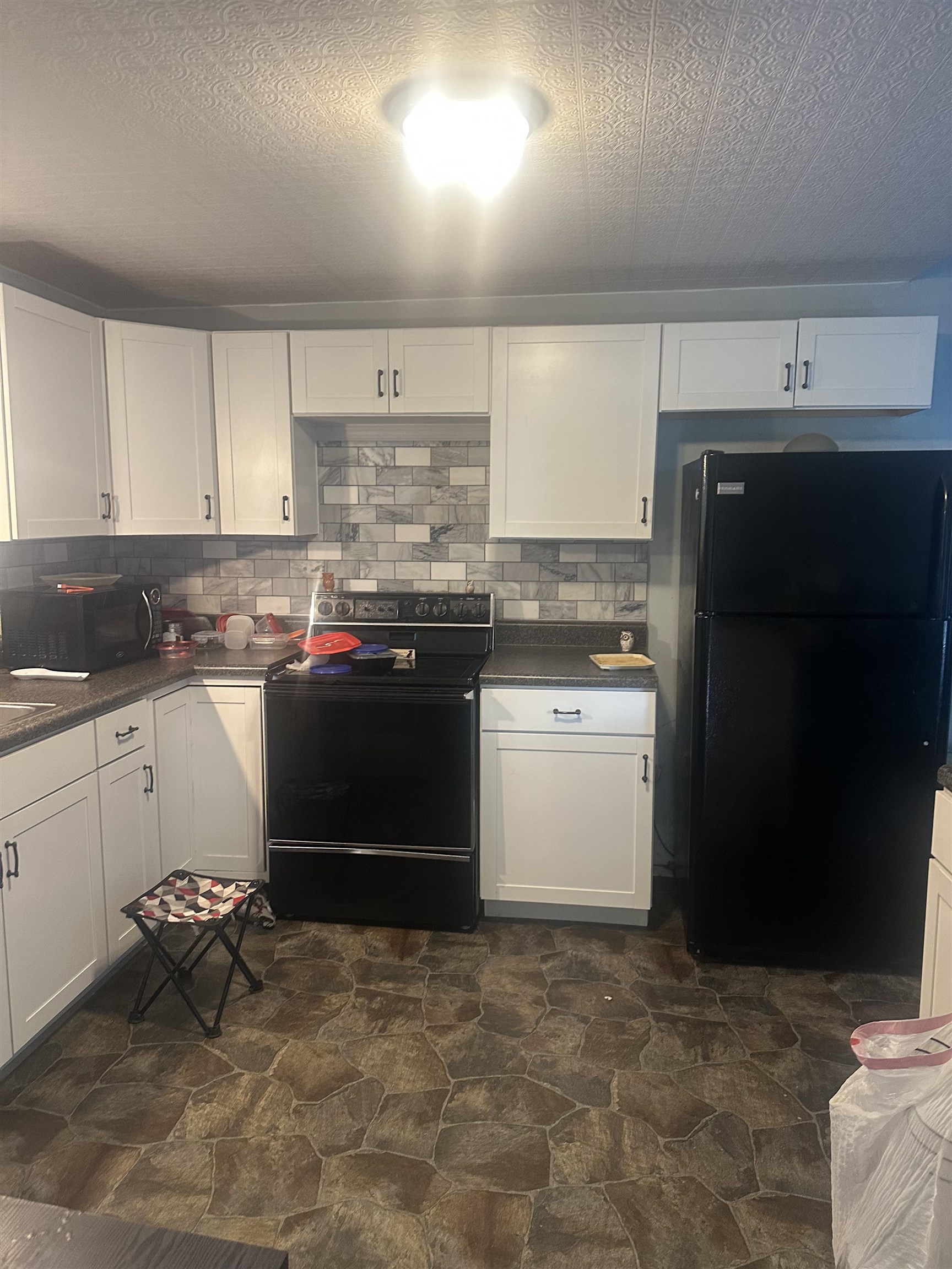 509 Main St, Caneyville, Kentucky 42721, 2 Bedrooms Bedrooms, ,1 BathroomBathrooms,Single Family Residence,For Sale,Main St,92455