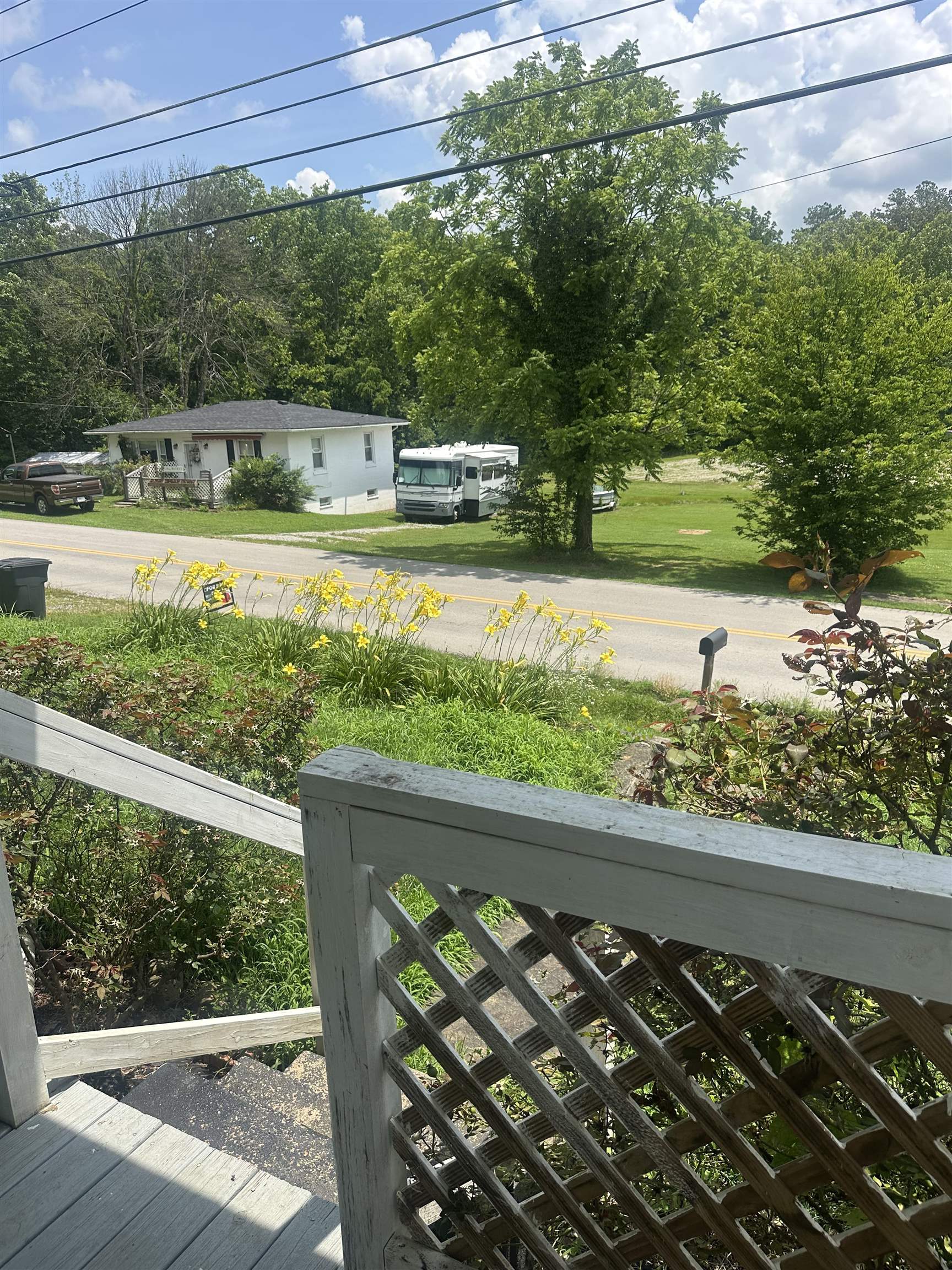 509 Main St, Caneyville, Kentucky 42721, 2 Bedrooms Bedrooms, ,1 BathroomBathrooms,Single Family Residence,For Sale,Main St,92455