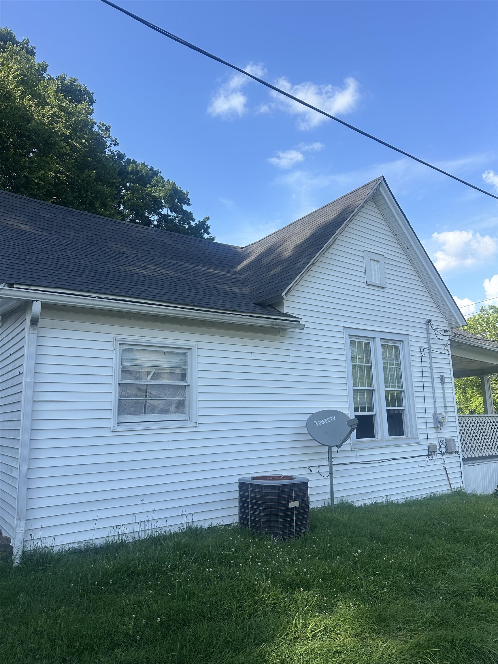 509 Main St, Caneyville, Kentucky 42721, 2 Bedrooms Bedrooms, ,1 BathroomBathrooms,Single Family Residence,For Sale,Main St,92455