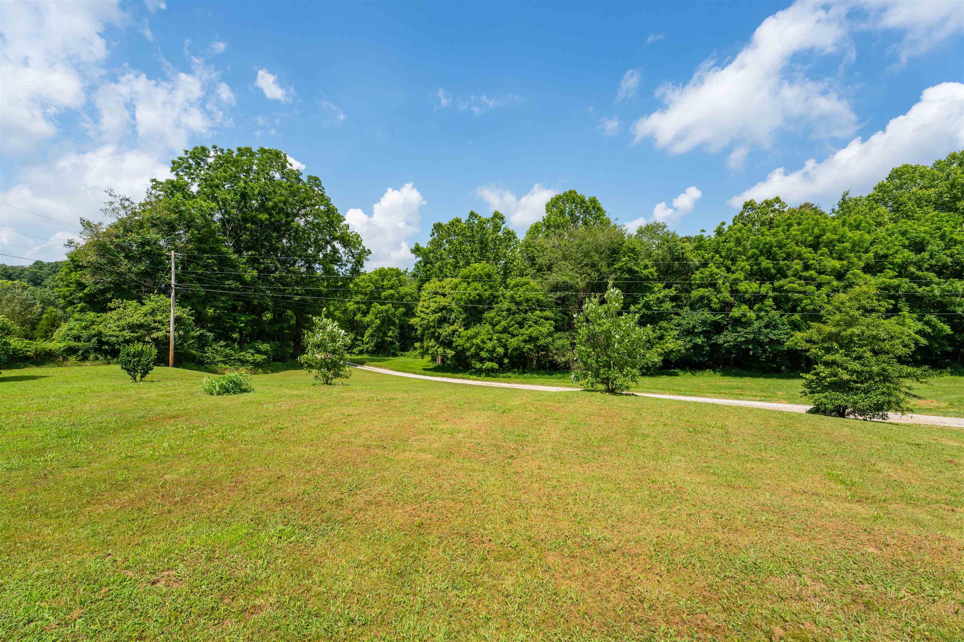238 County Line Rd, Fordsville, Kentucky 42343, 5 Bedrooms Bedrooms, ,3 BathroomsBathrooms,Single Family Residence,For Sale,County Line Rd,92459