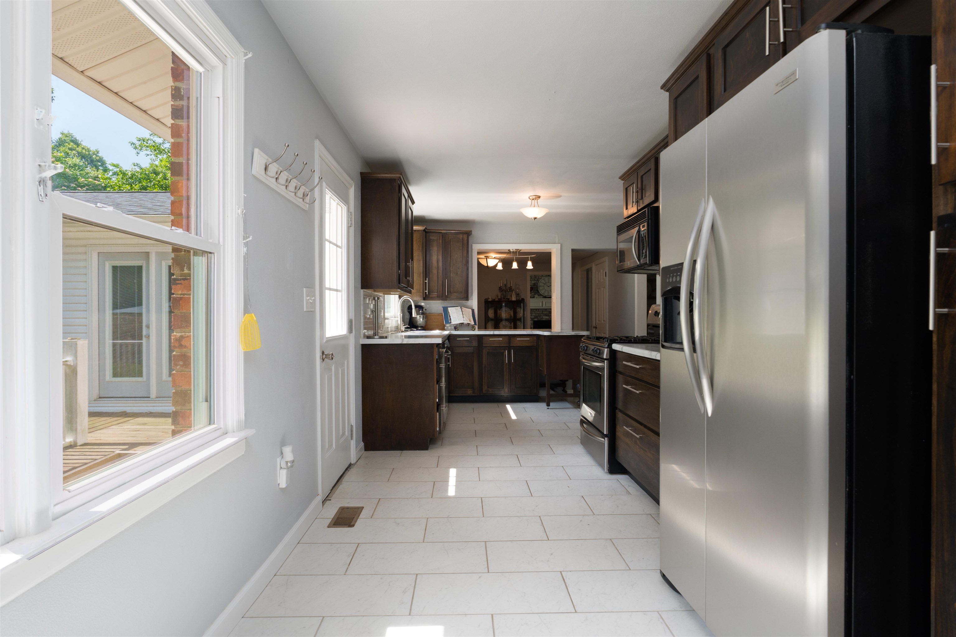 238 County Line Rd, Fordsville, Kentucky 42343, 5 Bedrooms Bedrooms, ,3 BathroomsBathrooms,Single Family Residence,For Sale,County Line Rd,92459