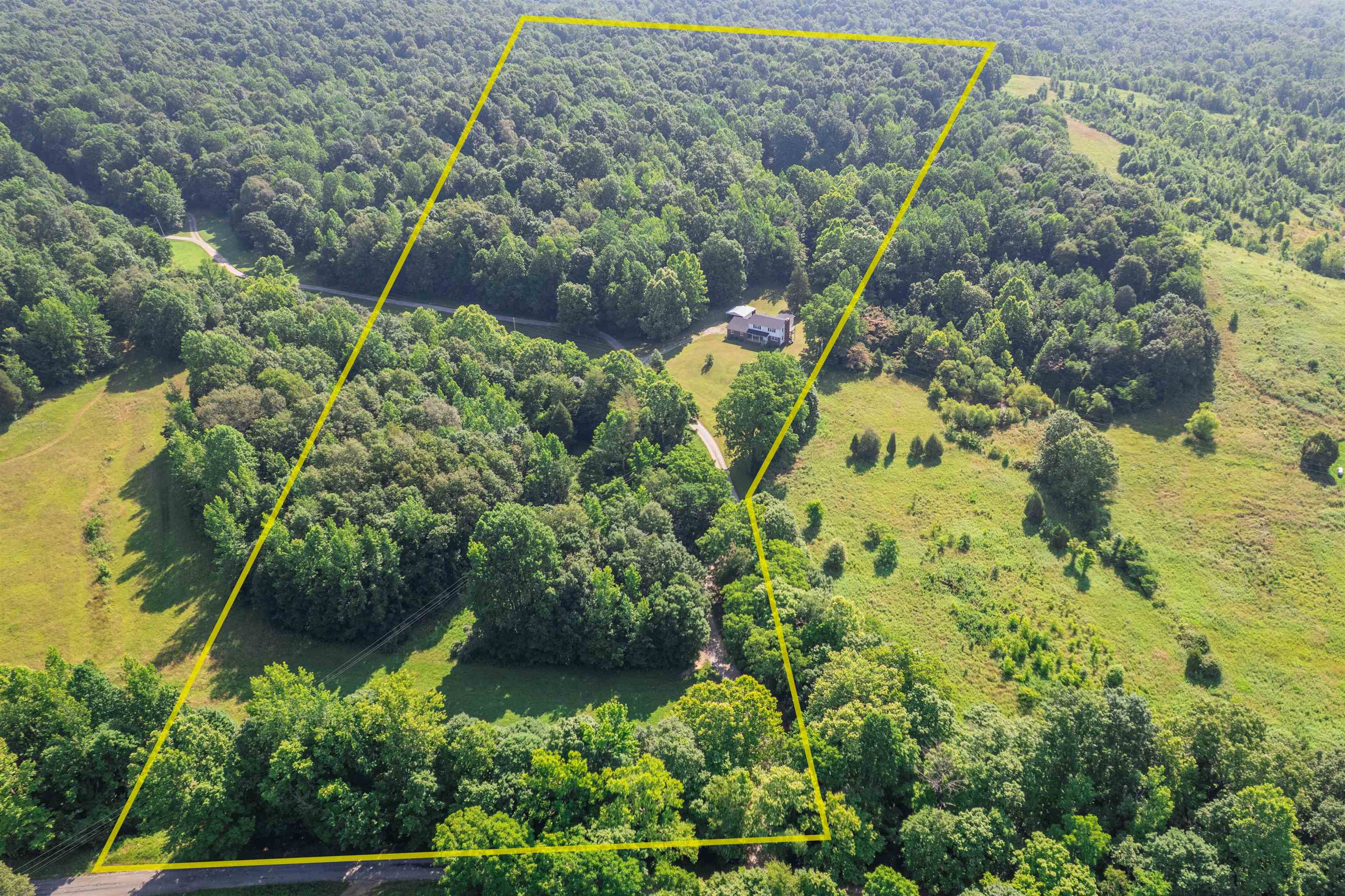 238 County Line Rd, Fordsville, Kentucky 42343, 5 Bedrooms Bedrooms, ,3 BathroomsBathrooms,Single Family Residence,For Sale,County Line Rd,92459
