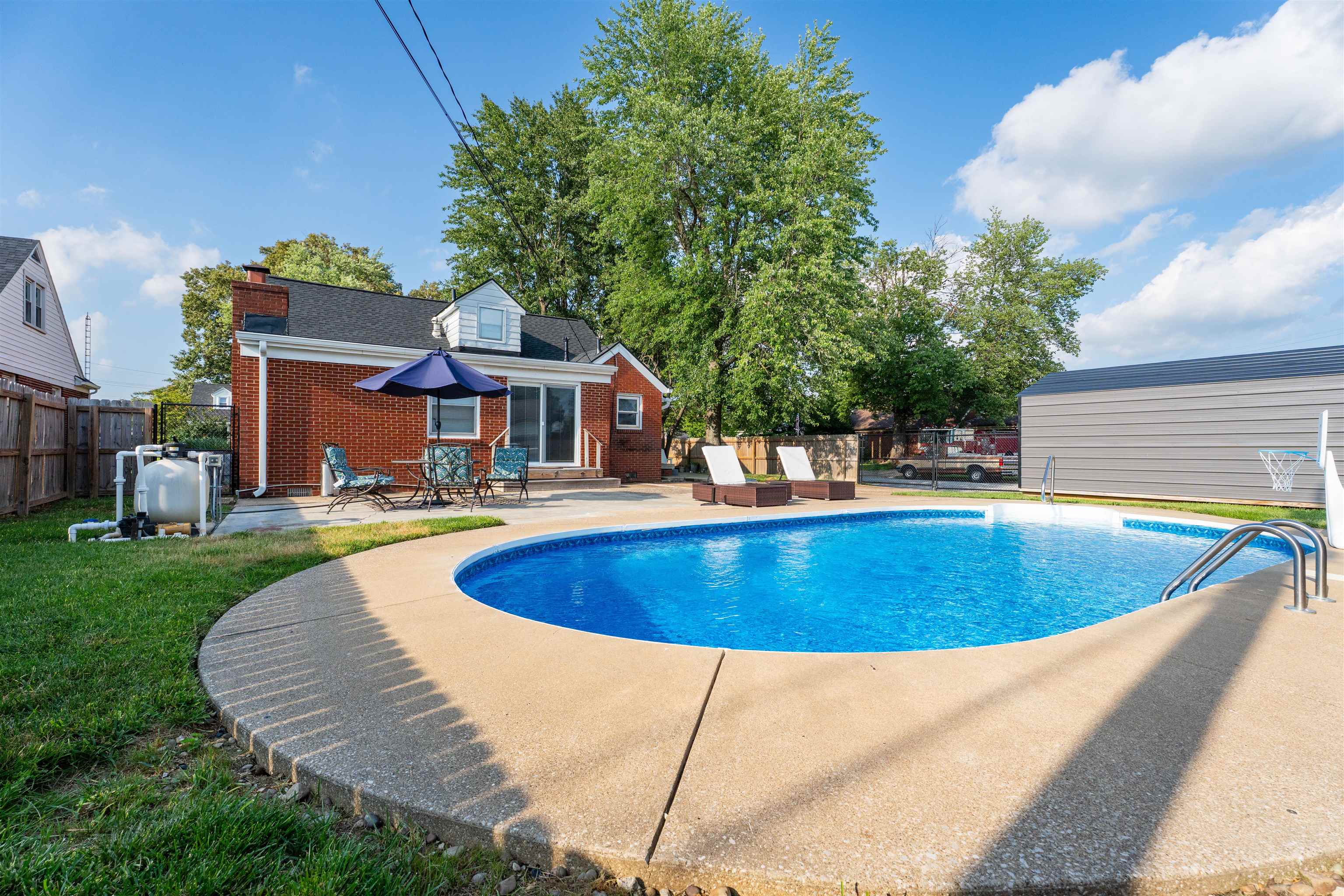 500 Suffolk Dr, Owensboro, Kentucky 42303, 4 Bedrooms Bedrooms, ,2 BathroomsBathrooms,Single Family Residence,For Sale,Suffolk Dr,92464