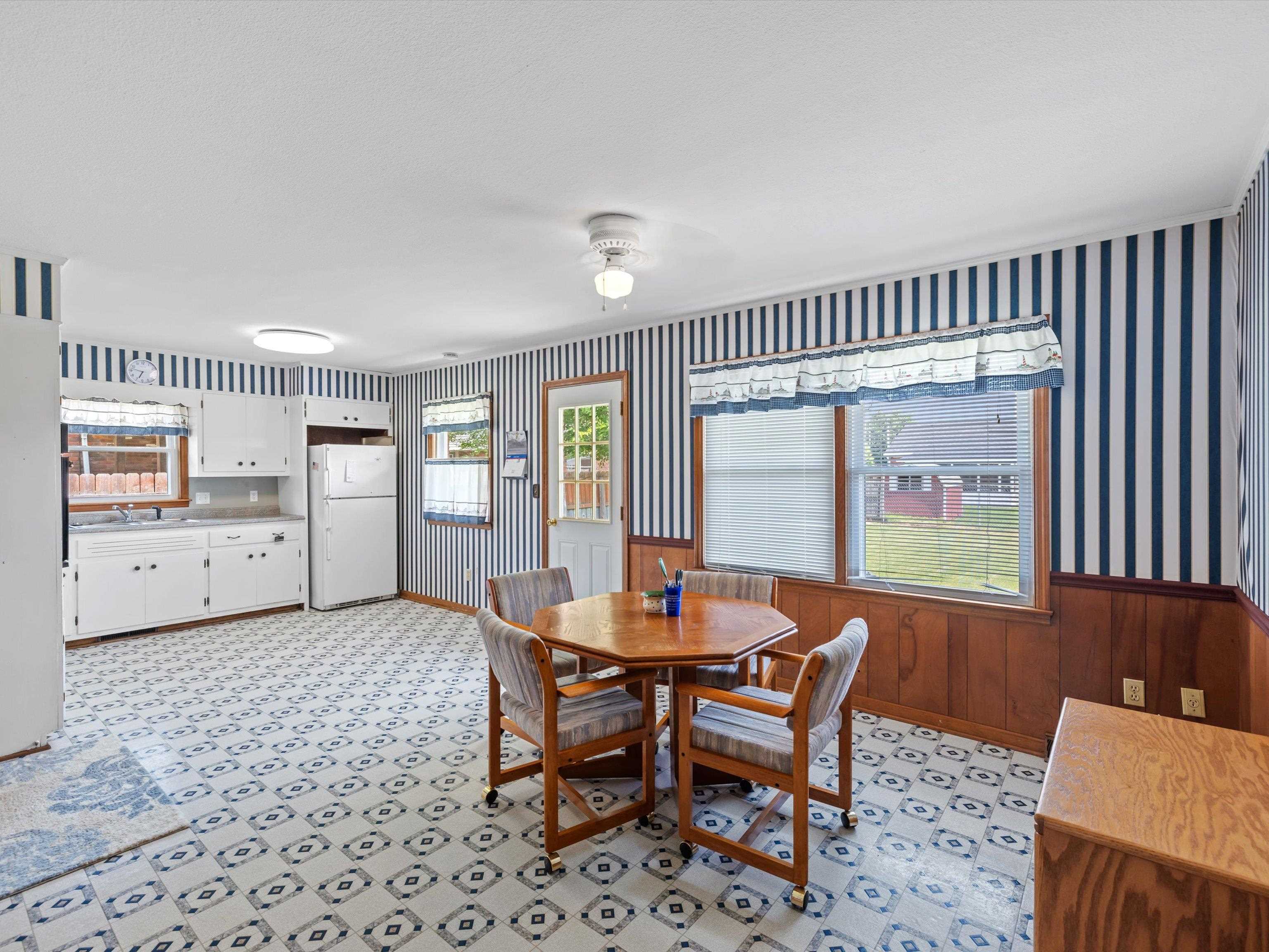 2503 Dartmouth Drive, Owensboro, Kentucky 42301, 3 Bedrooms Bedrooms, ,1 BathroomBathrooms,Single Family Residence,For Sale,Dartmouth Drive,92467