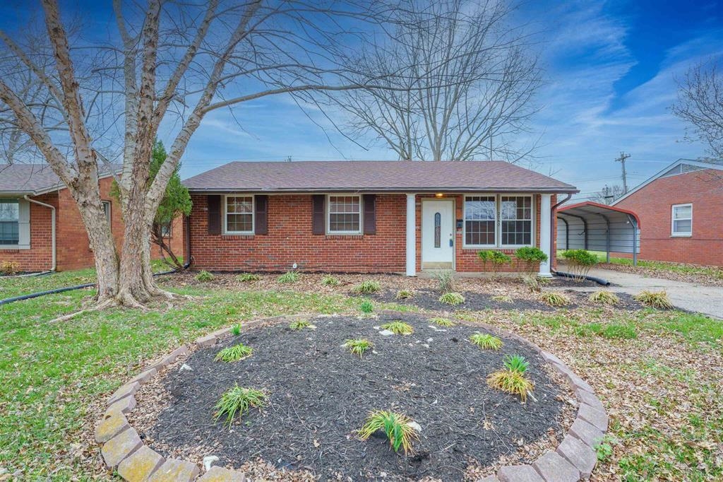 2060 Wyandotte Ave, Owensboro, Kentucky 42301, 3 Bedrooms Bedrooms, ,1 BathroomBathrooms,Single Family Residence,For Sale,Wyandotte Ave,92472