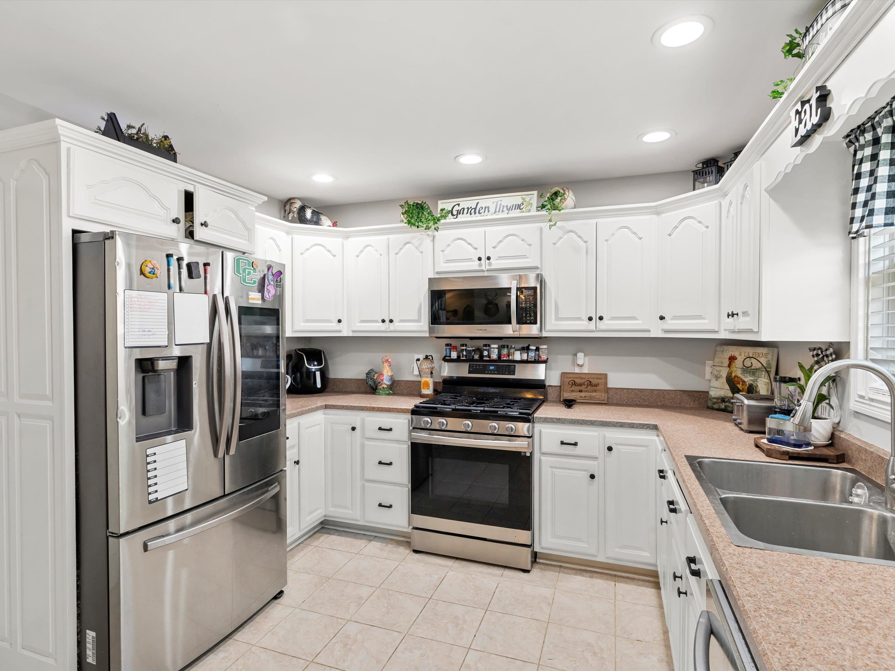 60 Lewisport Heights Ln, Lewisport, Kentucky 42351, 3 Bedrooms Bedrooms, ,2 BathroomsBathrooms,Single Family Residence,For Sale,Lewisport Heights Ln,92475