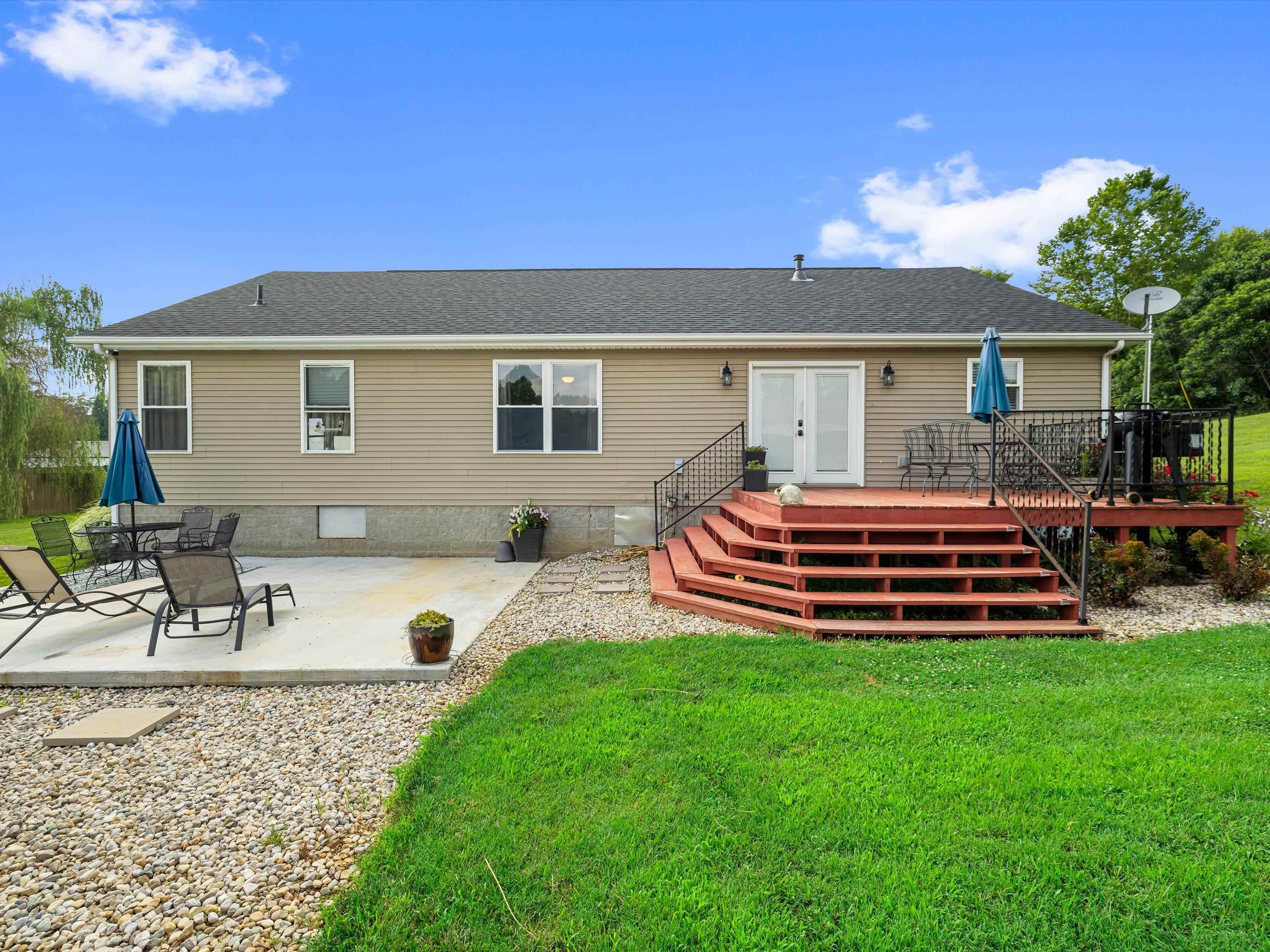 60 Lewisport Heights Ln, Lewisport, Kentucky 42351, 3 Bedrooms Bedrooms, ,2 BathroomsBathrooms,Single Family Residence,For Sale,Lewisport Heights Ln,92475