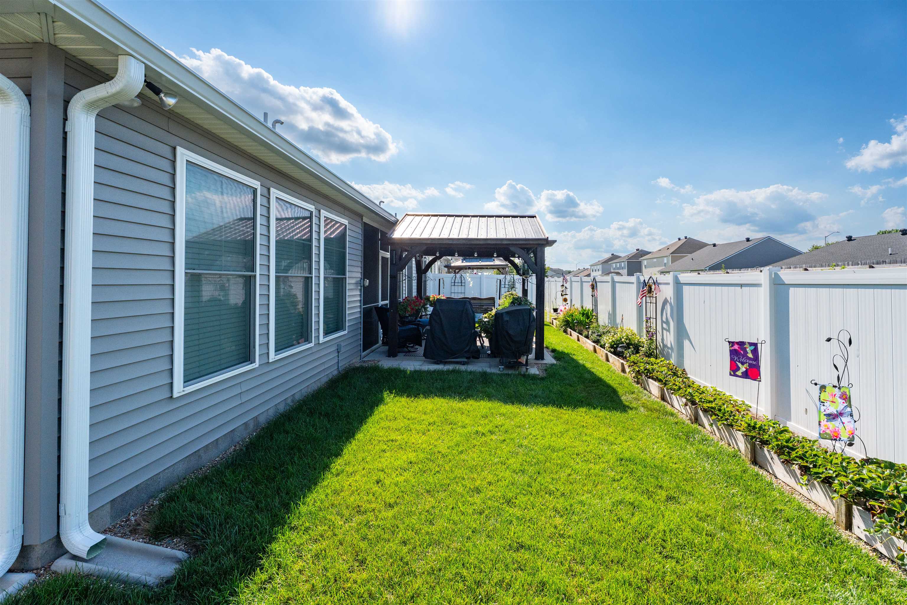 2349 Watson Circle, Owensboro, Kentucky 42301, 2 Bedrooms Bedrooms, ,2 BathroomsBathrooms,Single Family Residence,For Sale,Watson Circle,92477