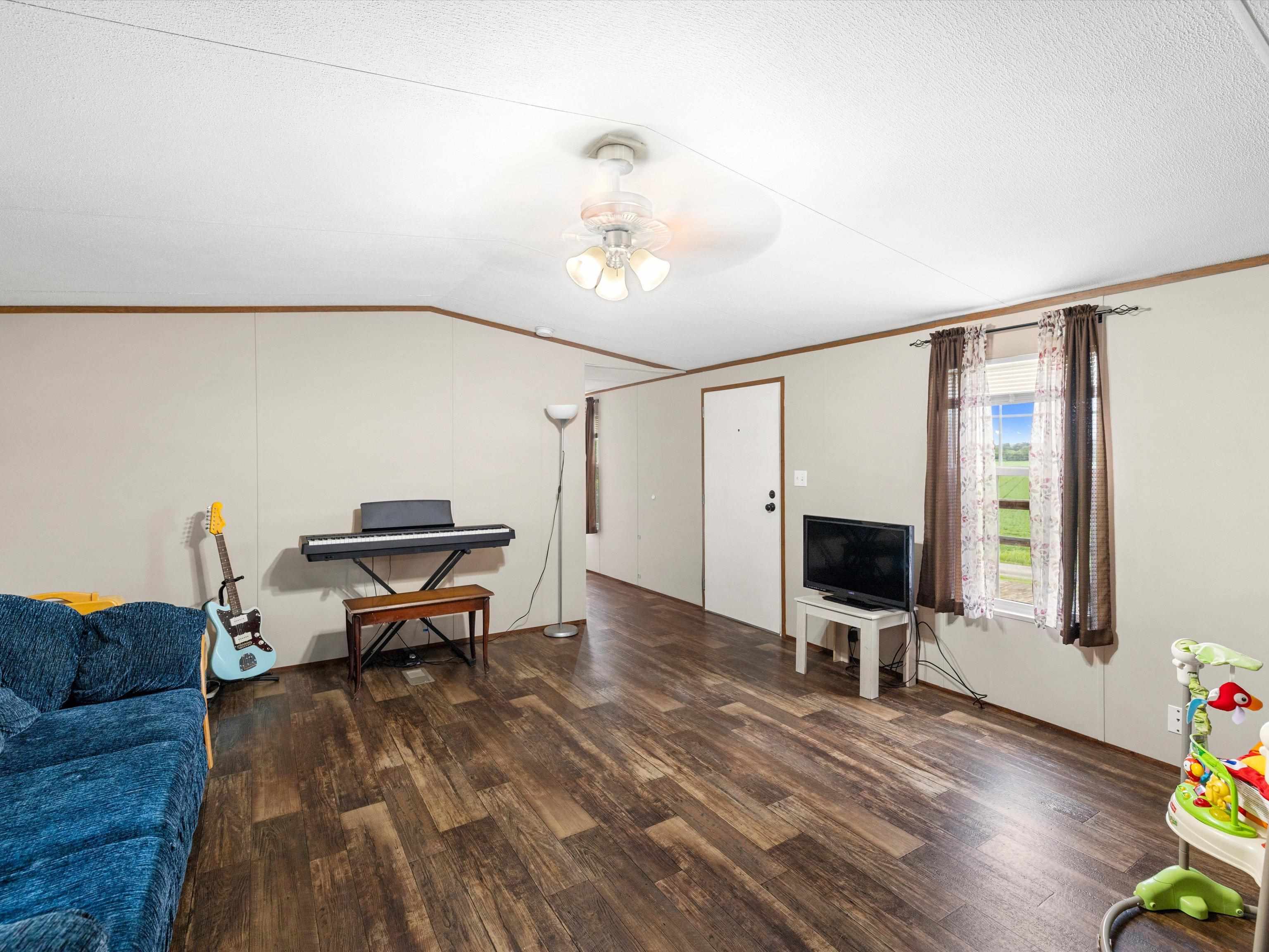 543 Marvins Chapel Road, Hartford, Kentucky 42347, 3 Bedrooms Bedrooms, ,2 BathroomsBathrooms,Single Family Residence,For Sale,Marvins Chapel Road,92480