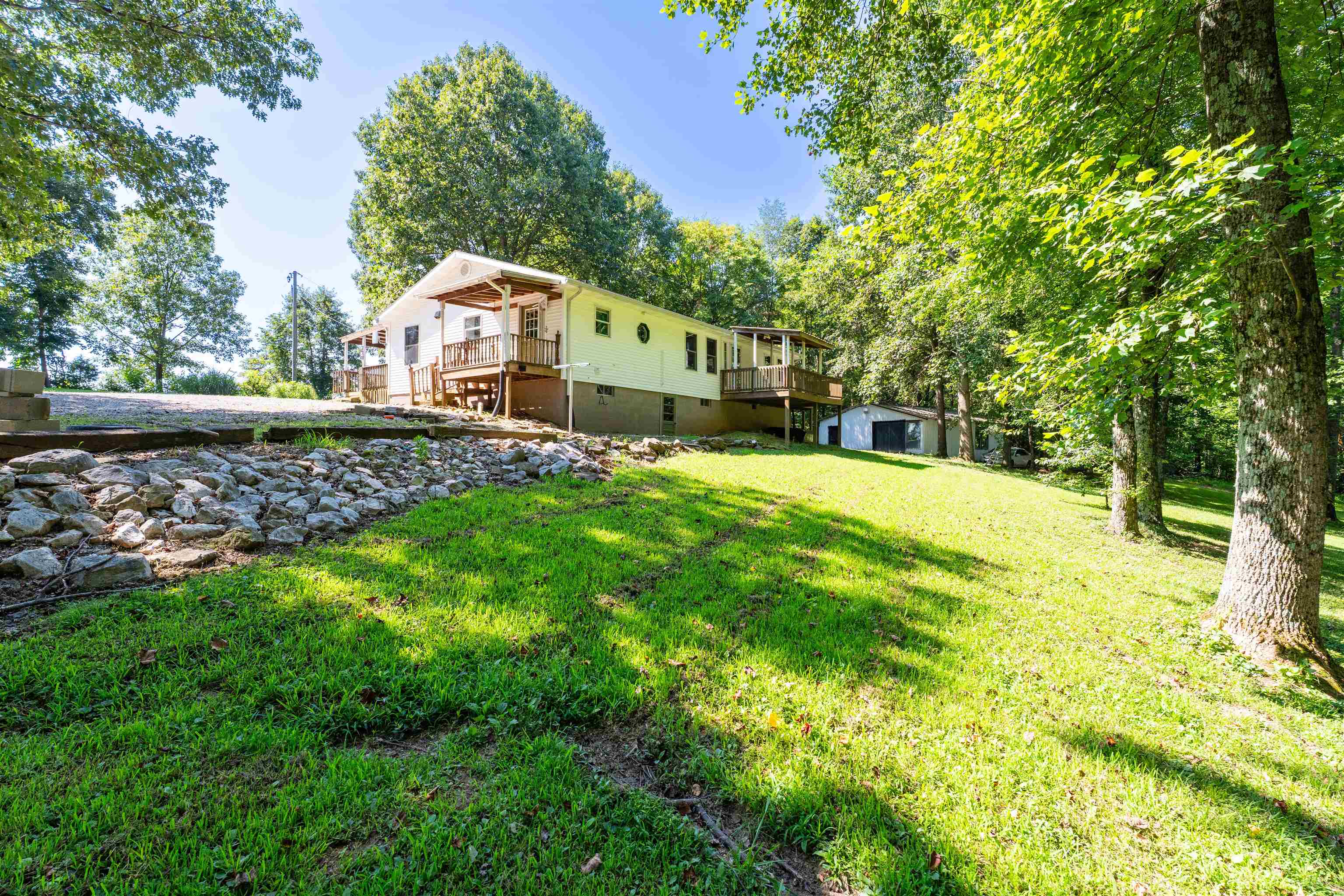 720 Gene Hayden Rd, Lewisport, Kentucky 42351, 3 Bedrooms Bedrooms, ,2 BathroomsBathrooms,Single Family Residence,For Sale,Gene Hayden Rd,92481