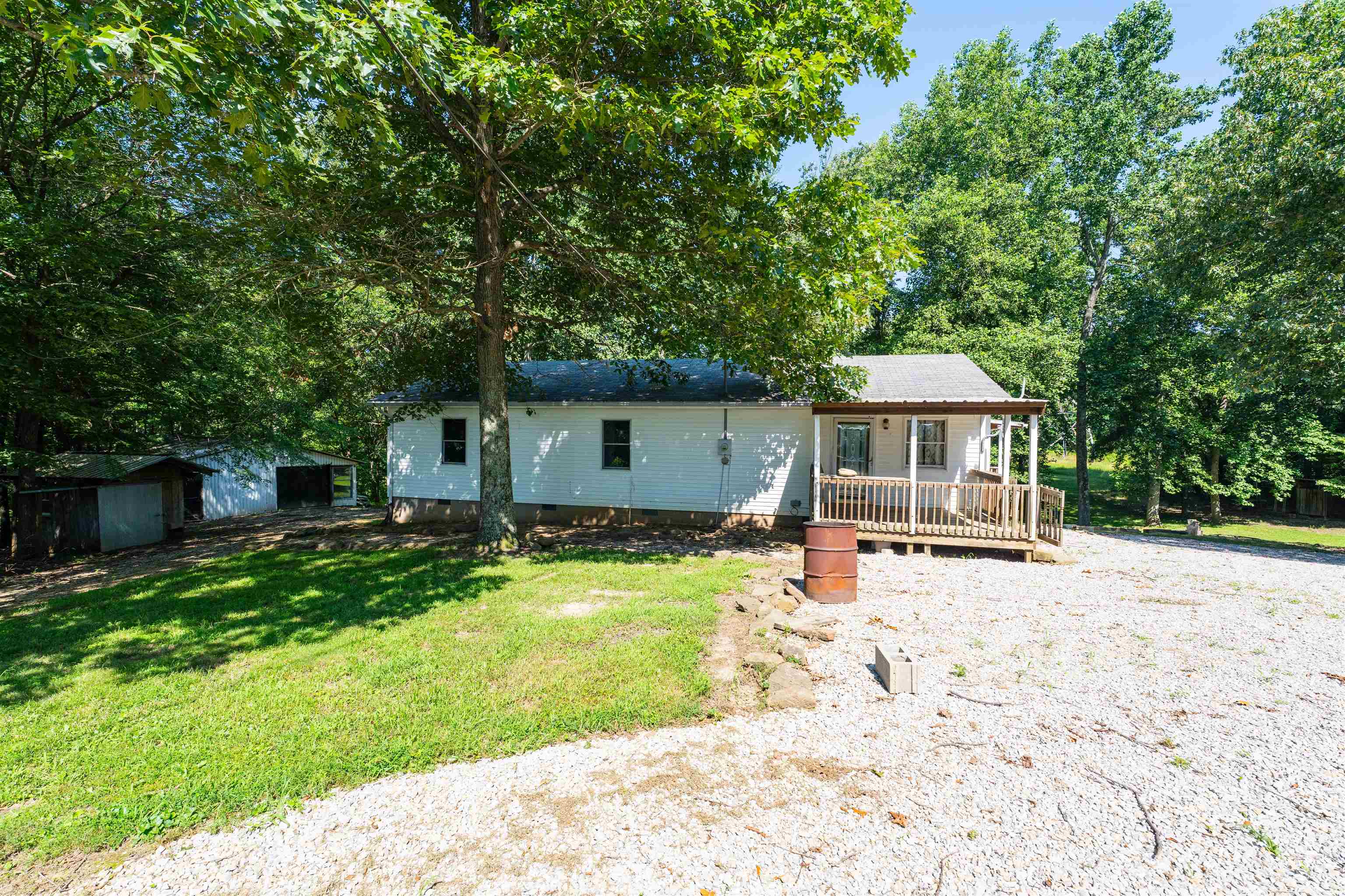 720 Gene Hayden Rd, Lewisport, Kentucky 42351, 3 Bedrooms Bedrooms, ,2 BathroomsBathrooms,Single Family Residence,For Sale,Gene Hayden Rd,92481