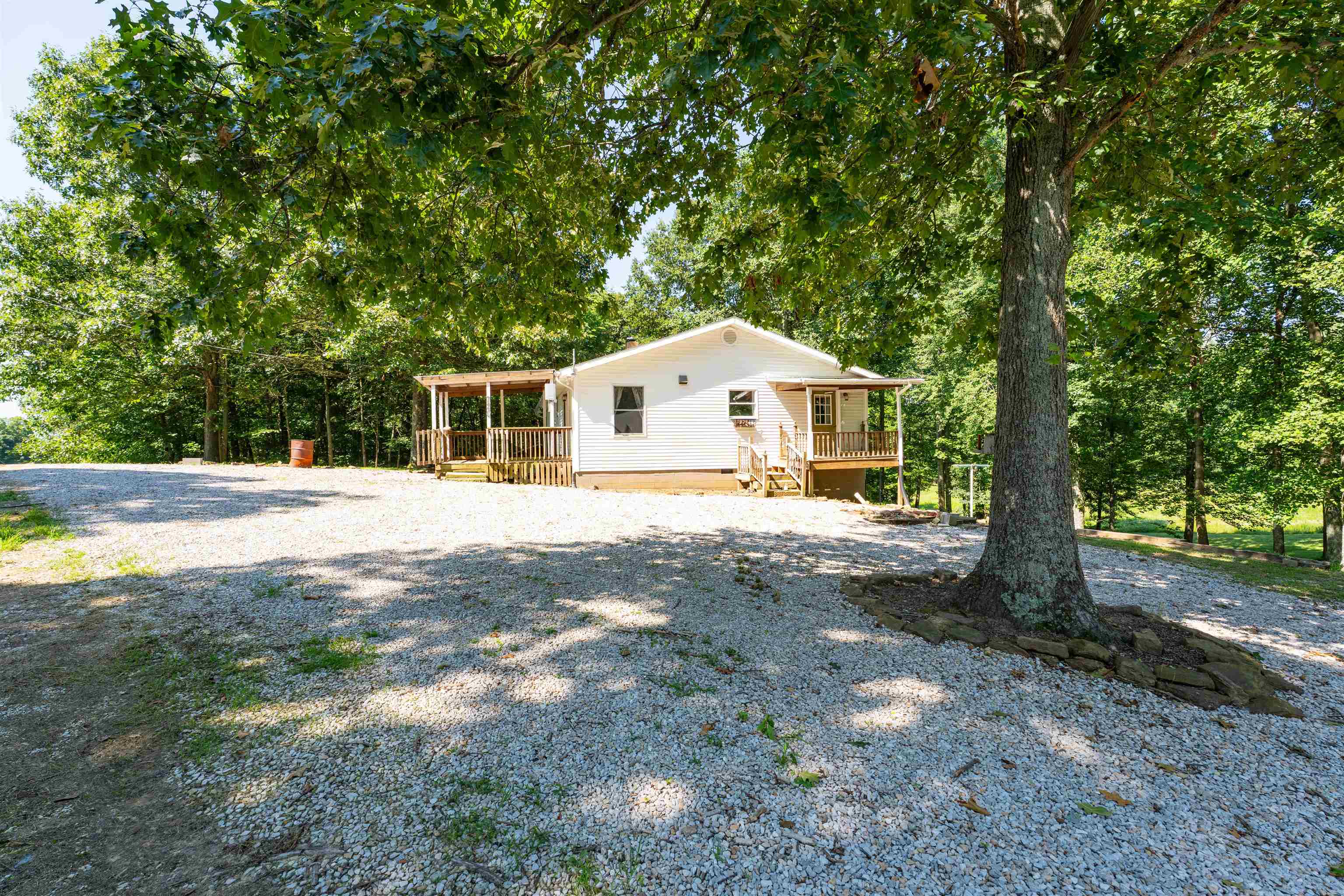 720 Gene Hayden Rd, Lewisport, Kentucky 42351, 3 Bedrooms Bedrooms, ,2 BathroomsBathrooms,Single Family Residence,For Sale,Gene Hayden Rd,92481