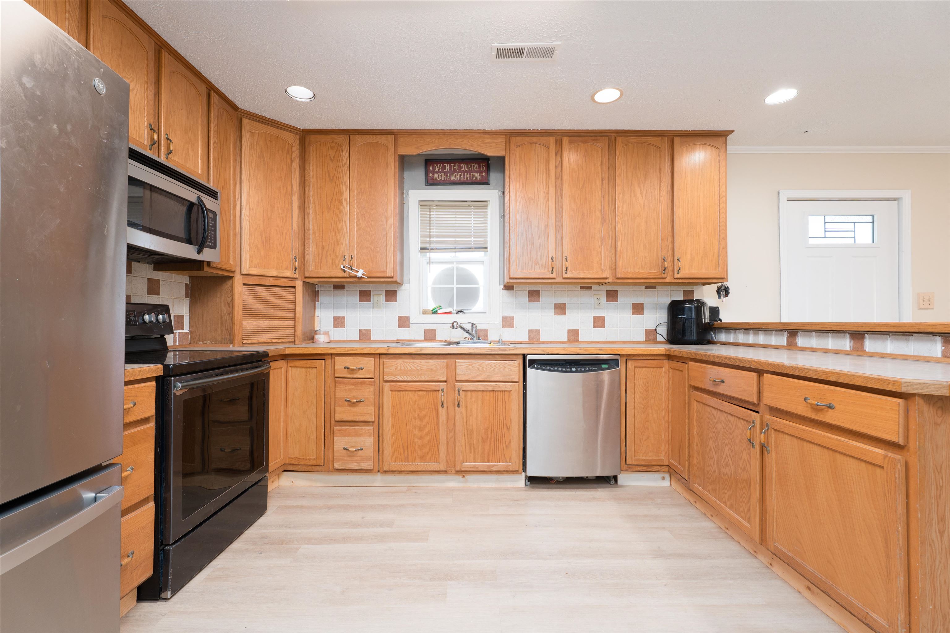 450 Stump Newman Rd, Hawesville, Kentucky 42348, 4 Bedrooms Bedrooms, ,2 BathroomsBathrooms,Single Family Residence,For Sale,Stump Newman Rd,92482