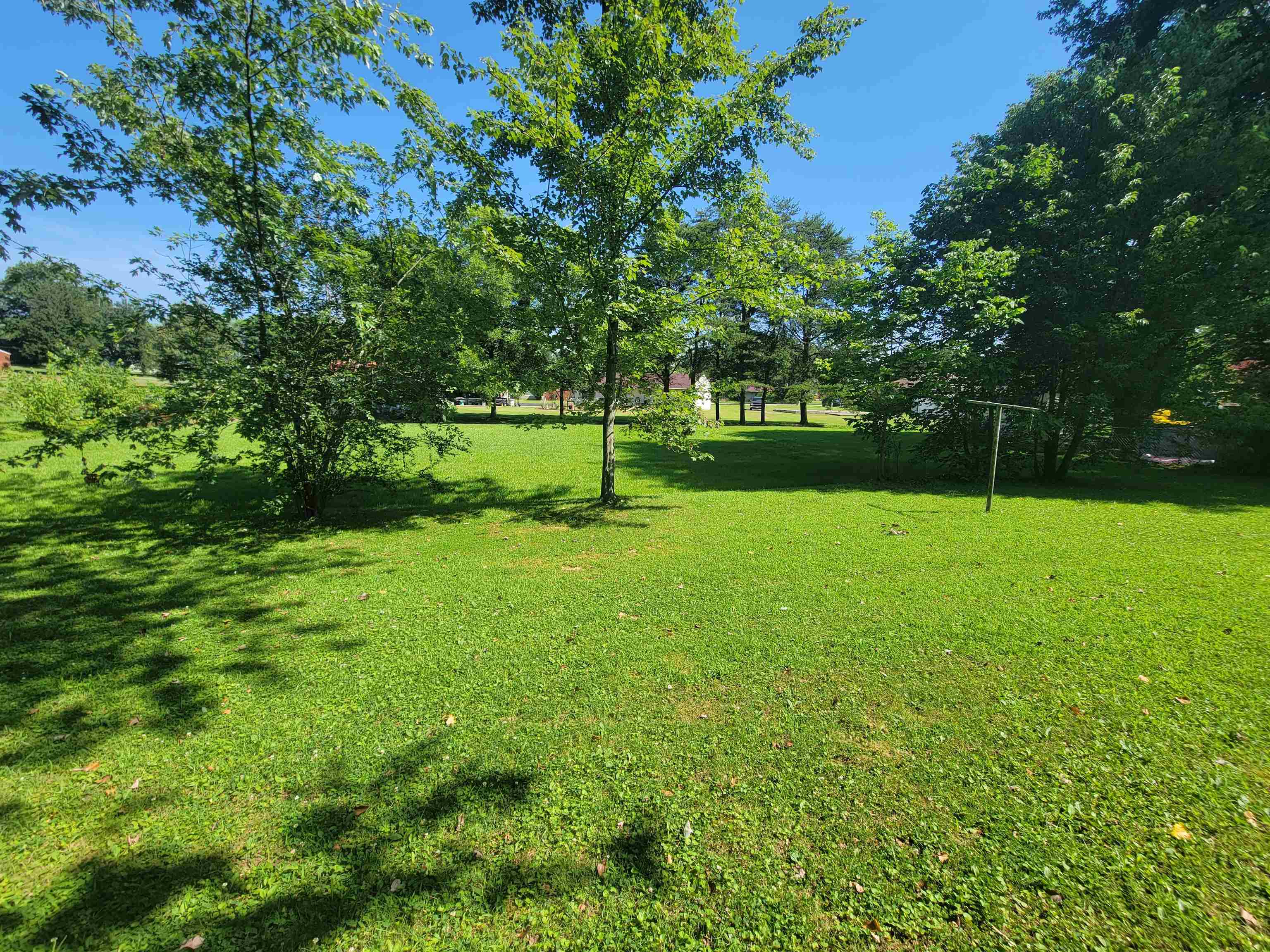 825 W. 4th St., Beaver Dam, Kentucky 42320, 3 Bedrooms Bedrooms, ,1 BathroomBathrooms,Single Family Residence,For Sale,W. 4th St.,92483