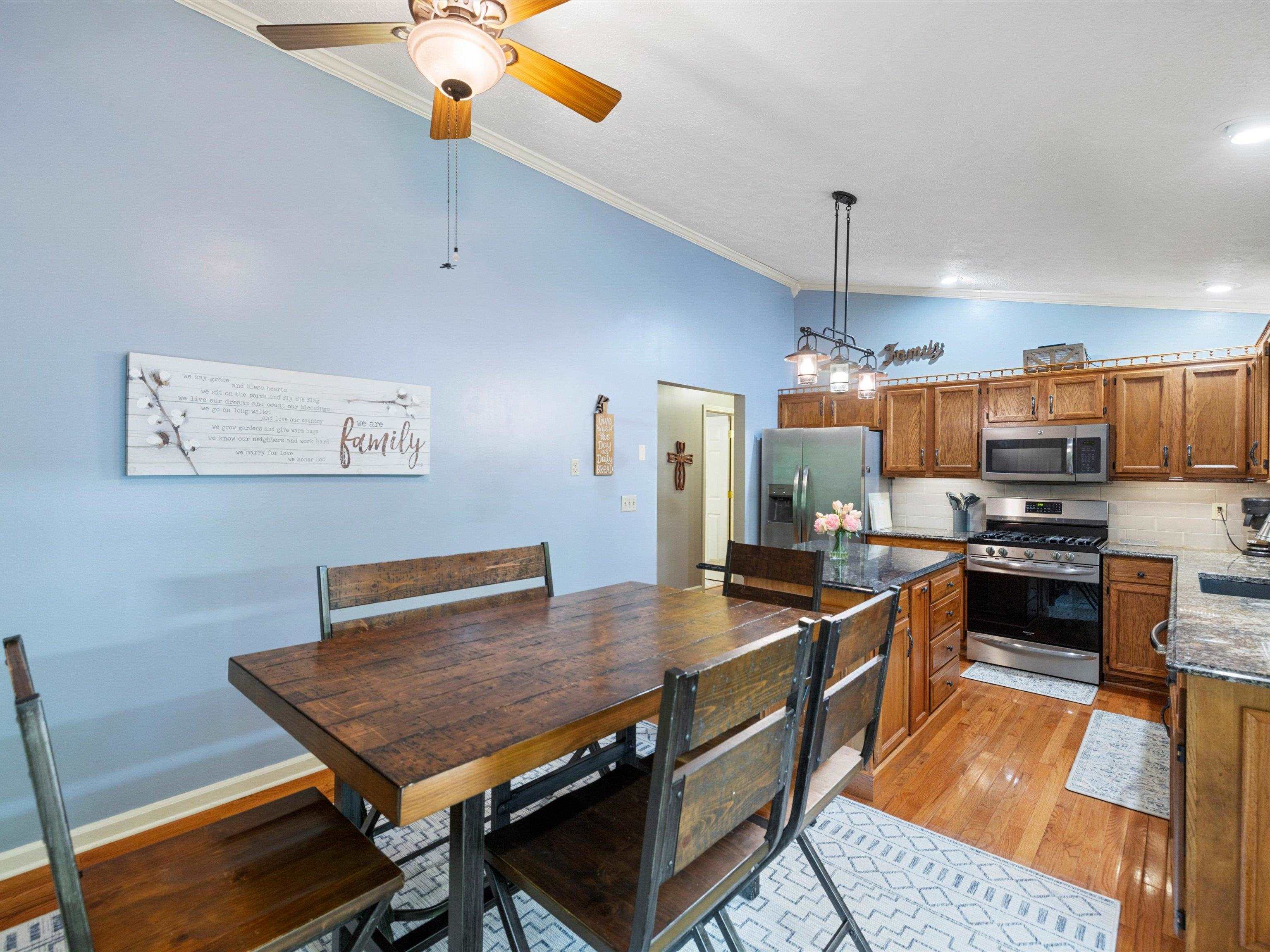 1555 Graves Ln., Maceo, Kentucky 42355, 3 Bedrooms Bedrooms, ,2 BathroomsBathrooms,Single Family Residence,For Sale,Graves Ln.,92484