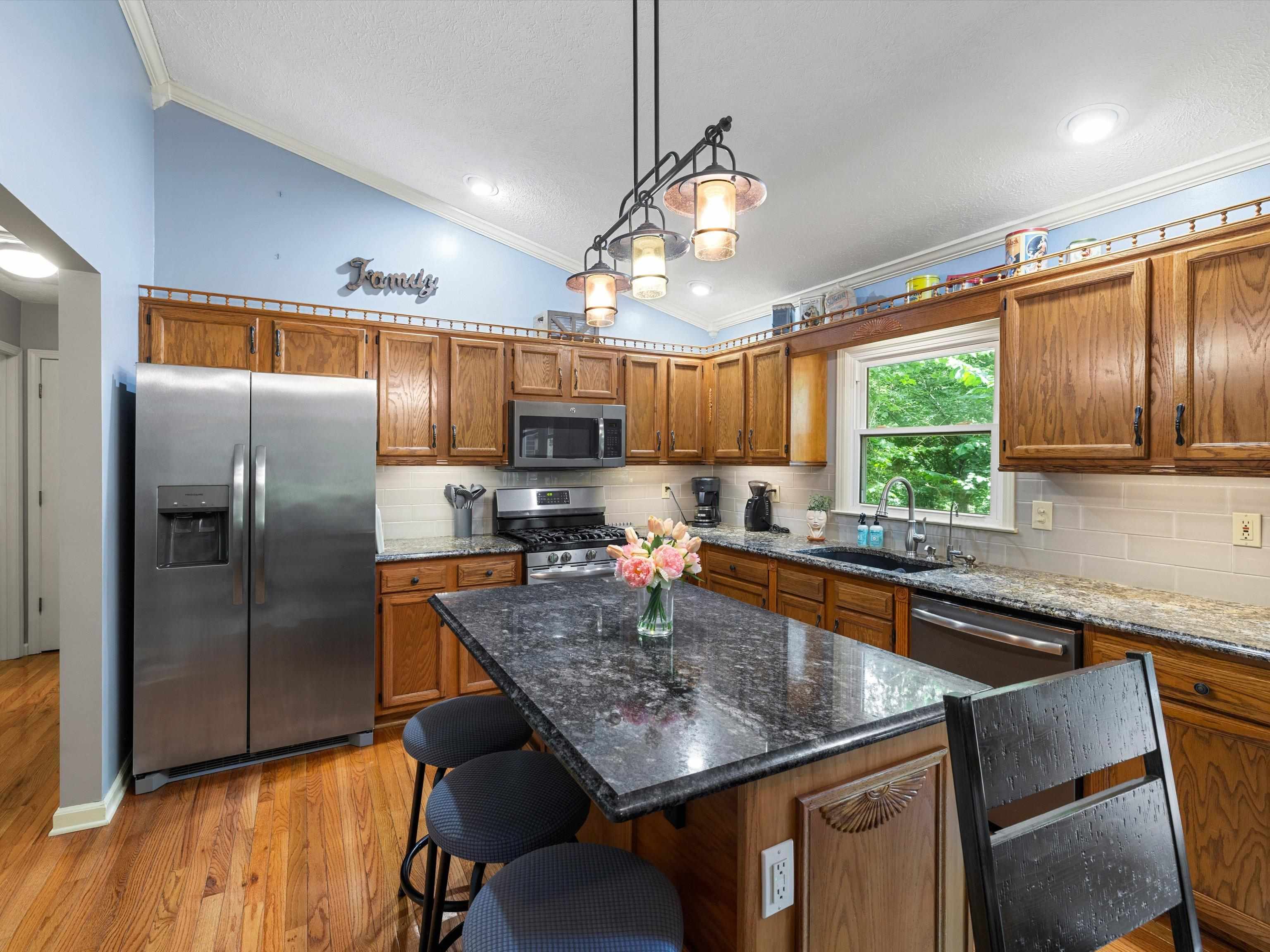 1555 Graves Ln., Maceo, Kentucky 42355, 3 Bedrooms Bedrooms, ,2 BathroomsBathrooms,Single Family Residence,For Sale,Graves Ln.,92484