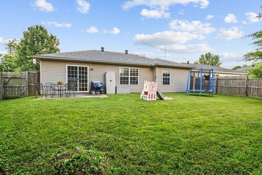2585 Landing Terrace, Owensboro, Kentucky 42303, 3 Bedrooms Bedrooms, ,2 BathroomsBathrooms,Single Family Residence,For Sale,Landing Terrace,92486