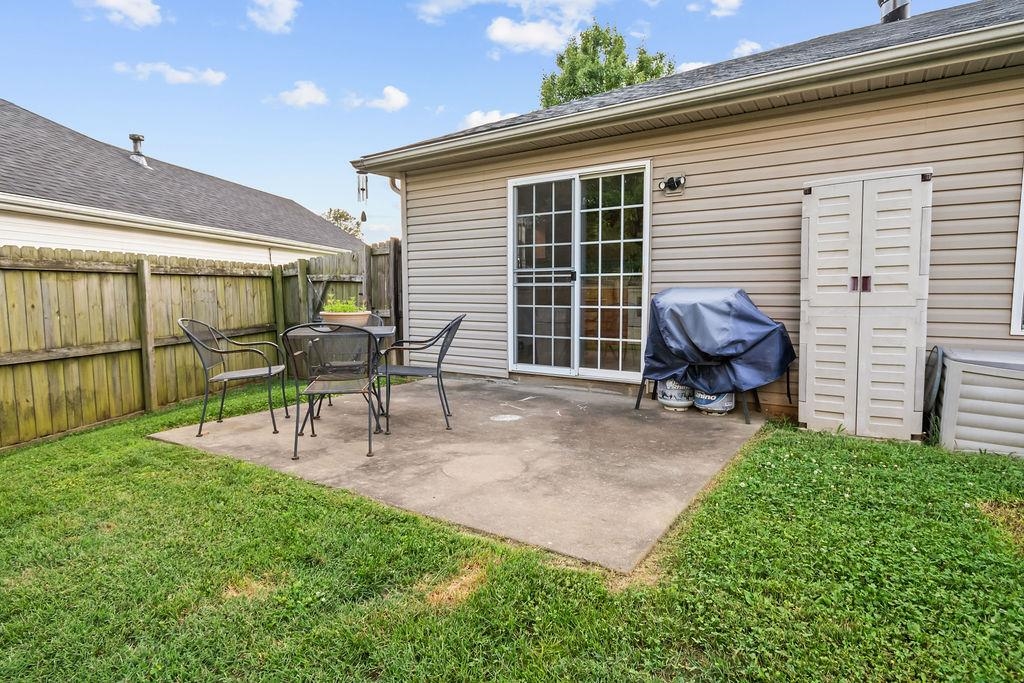 2585 Landing Terrace, Owensboro, Kentucky 42303, 3 Bedrooms Bedrooms, ,2 BathroomsBathrooms,Single Family Residence,For Sale,Landing Terrace,92486