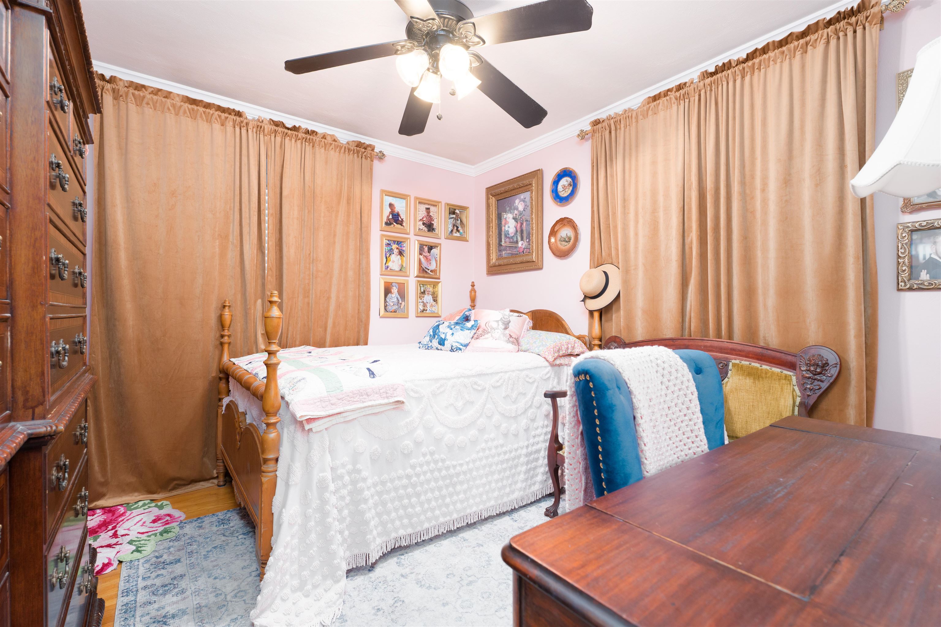 1913 21st St, Owensboro, Kentucky 42303, 2 Bedrooms Bedrooms, ,1 BathroomBathrooms,Single Family Residence,For Sale,21st St,92488