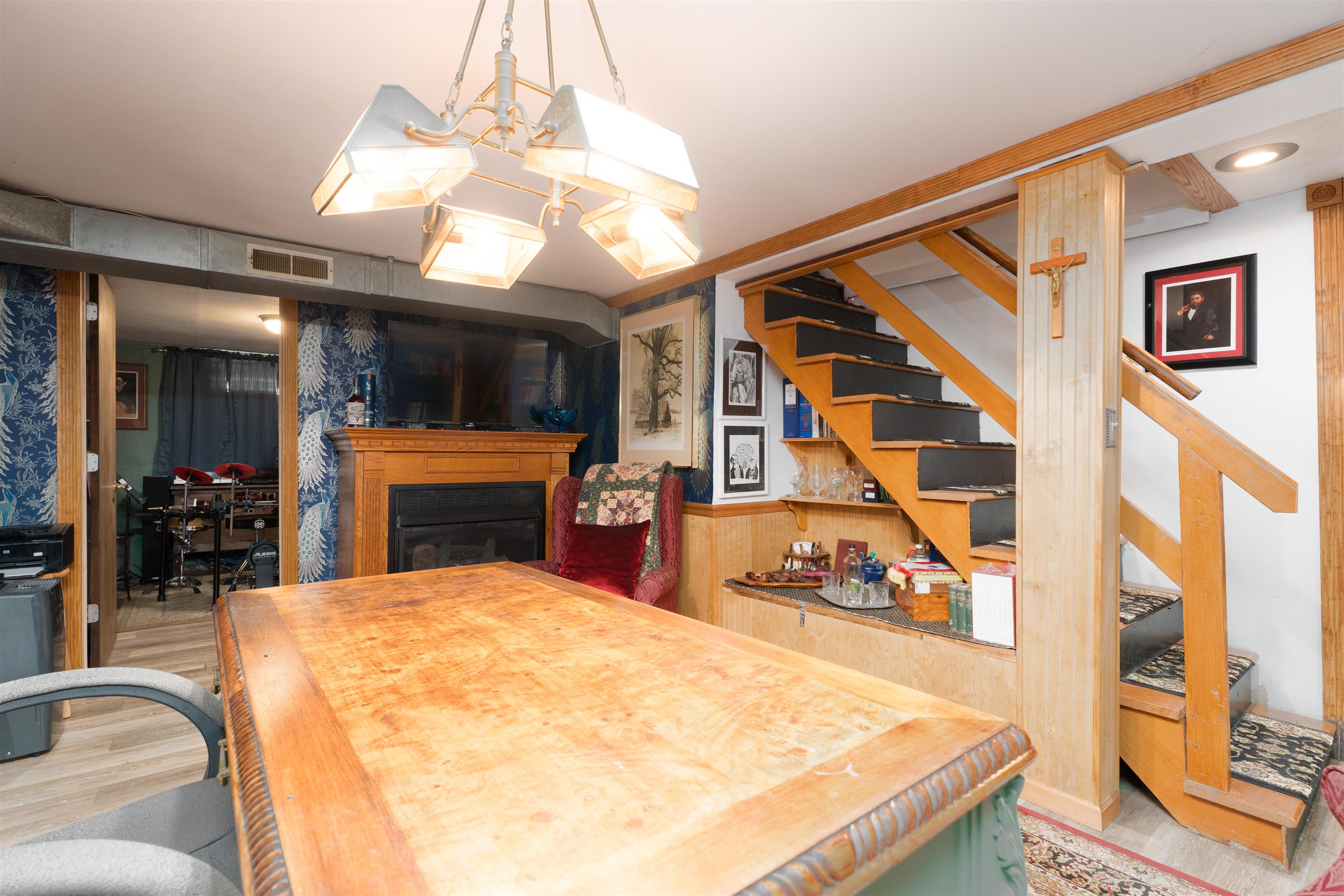 1913 21st St, Owensboro, Kentucky 42303, 2 Bedrooms Bedrooms, ,1 BathroomBathrooms,Single Family Residence,For Sale,21st St,92488