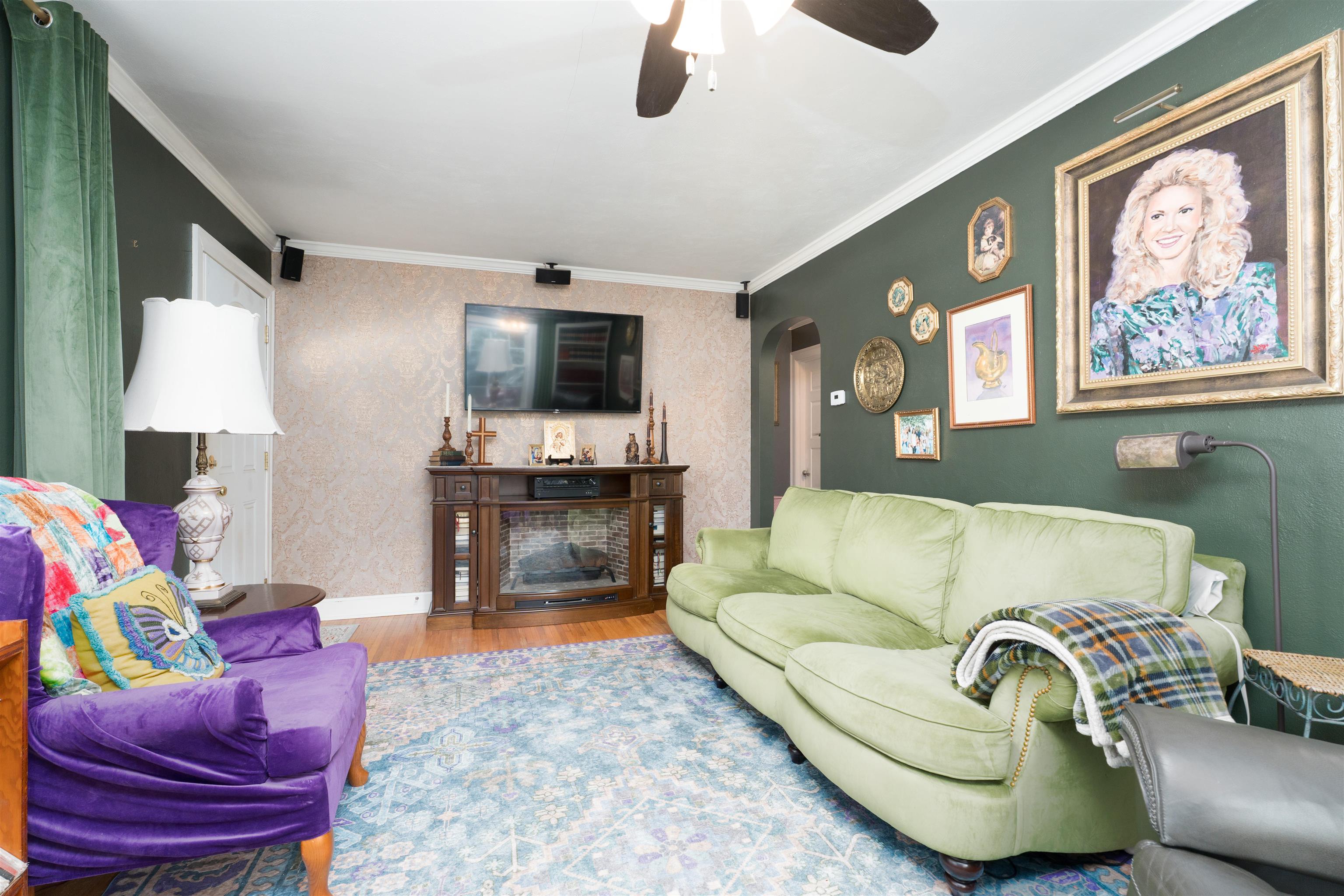 1913 21st St, Owensboro, Kentucky 42303, 2 Bedrooms Bedrooms, ,1 BathroomBathrooms,Single Family Residence,For Sale,21st St,92488