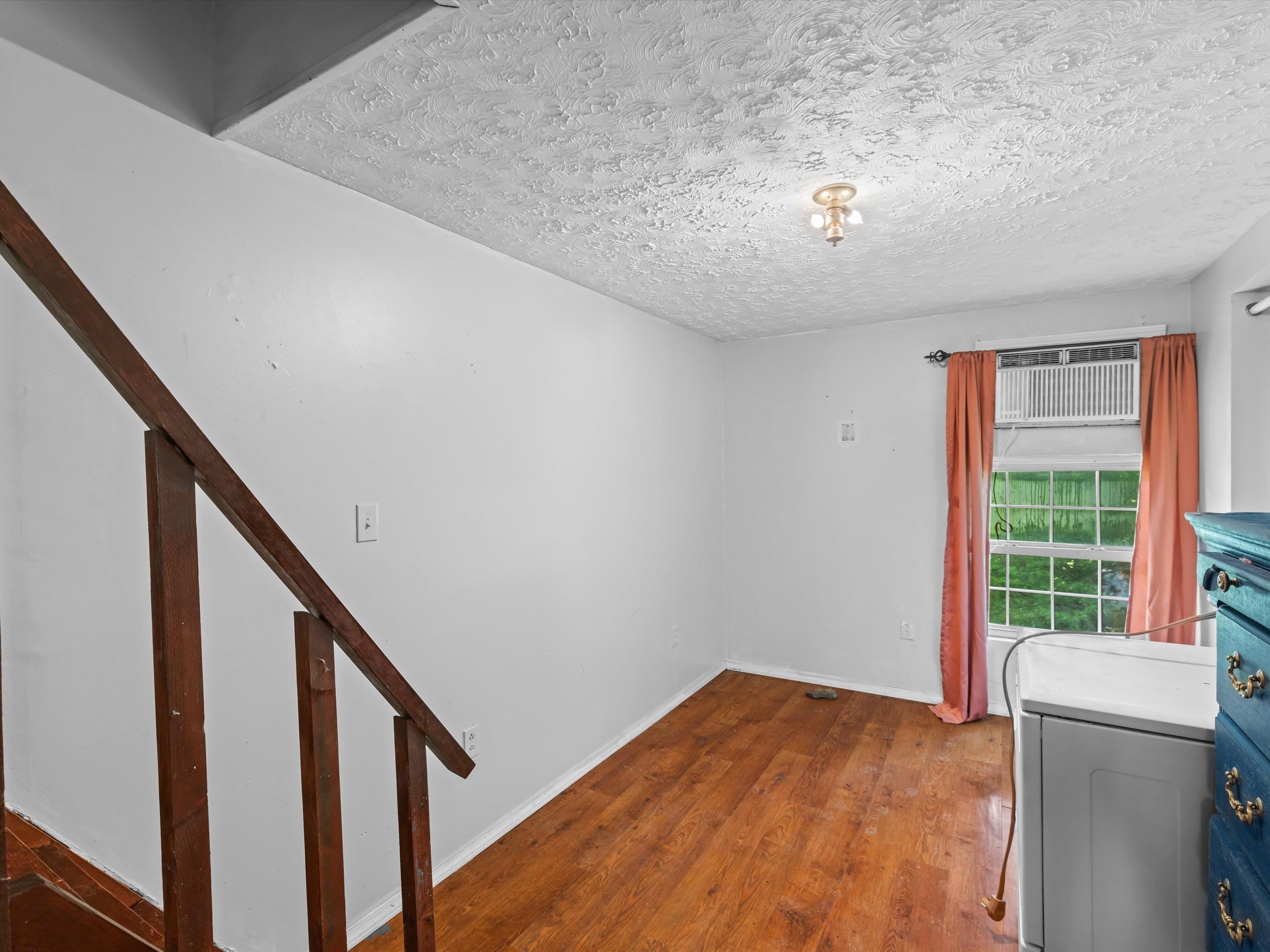 6215 St Rte 54, Fordsville, Kentucky 42343, 3 Bedrooms Bedrooms, ,2 BathroomsBathrooms,Single Family Residence,For Sale,St Rte 54,92497