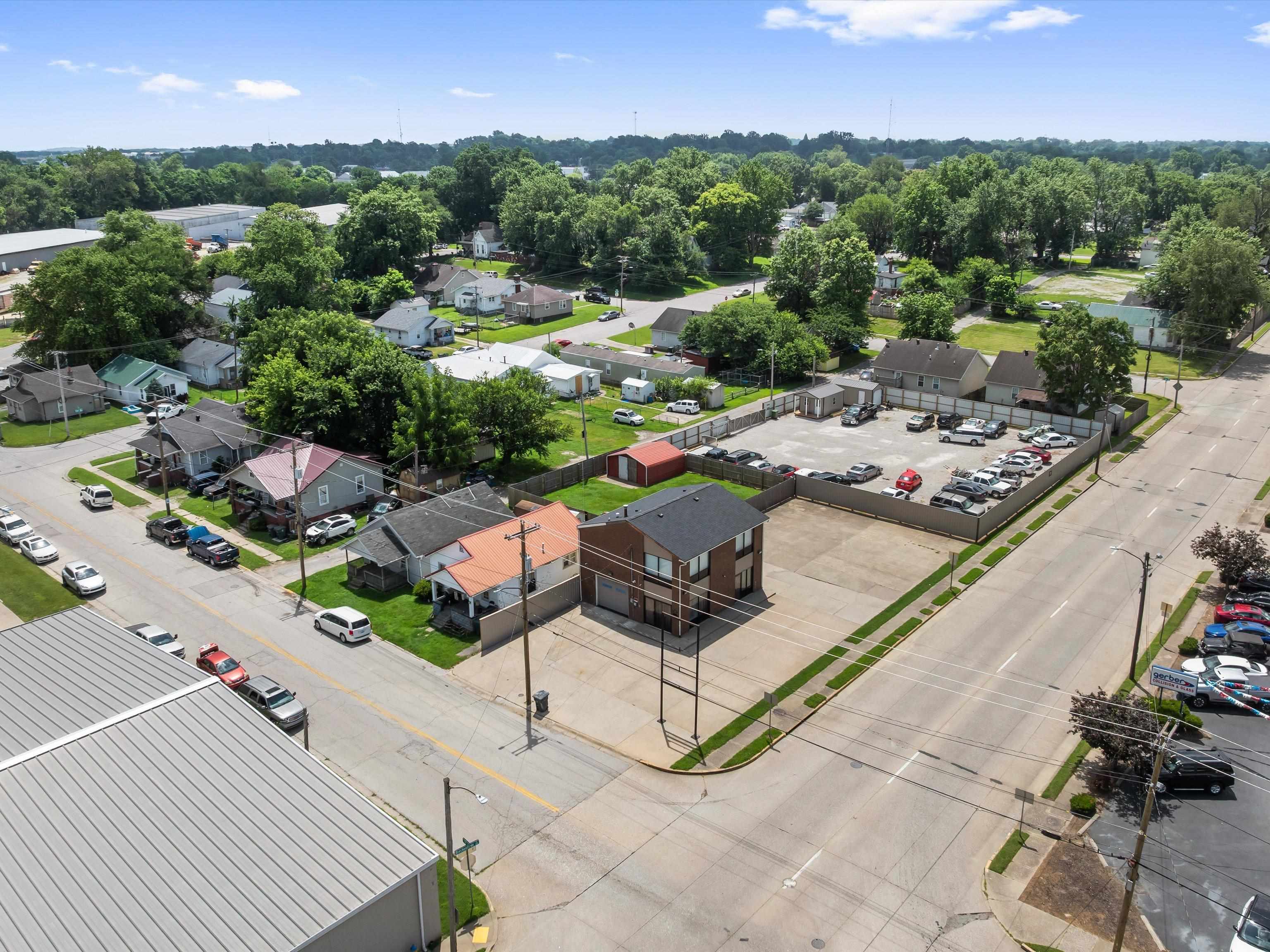 Owensboro, Kentucky 42303, ,Mixed Use,For Sale,92499