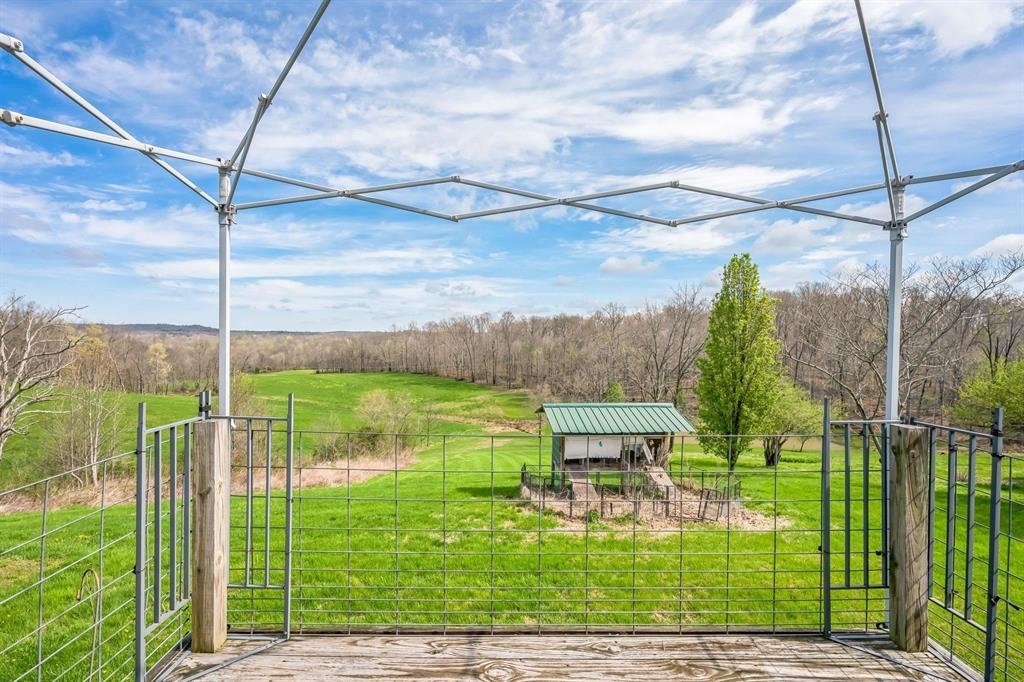 10706 Beaver Dam Rd, Caneyville, Kentucky 42721, 2 Bedrooms Bedrooms, ,1 BathroomBathrooms,Single Family Residence,For Sale,Beaver Dam Rd,92507