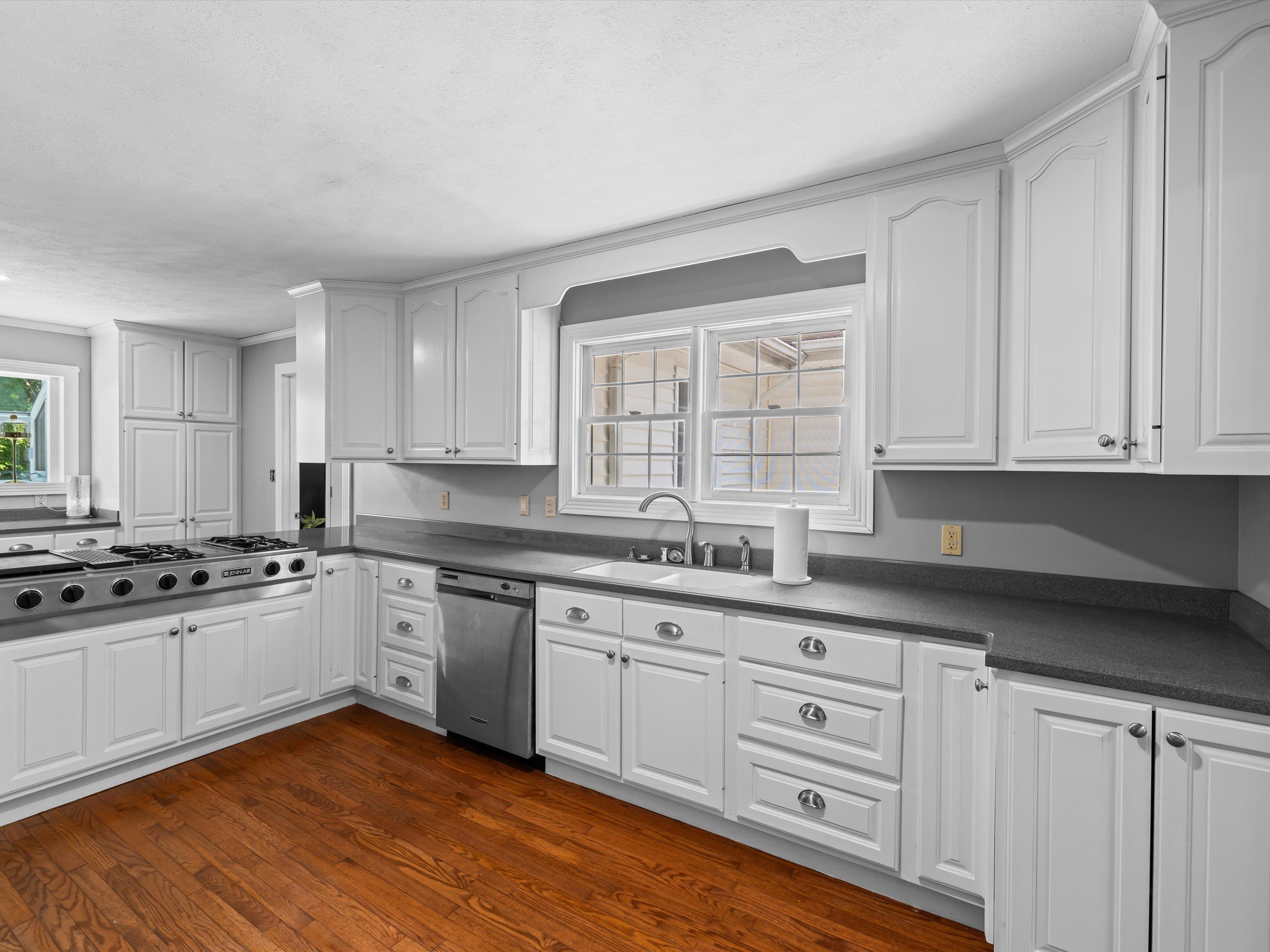 374 Main Street, Sacramento, Kentucky 42372, 4 Bedrooms Bedrooms, ,3 BathroomsBathrooms,Single Family Residence,For Sale,Main Street,92511