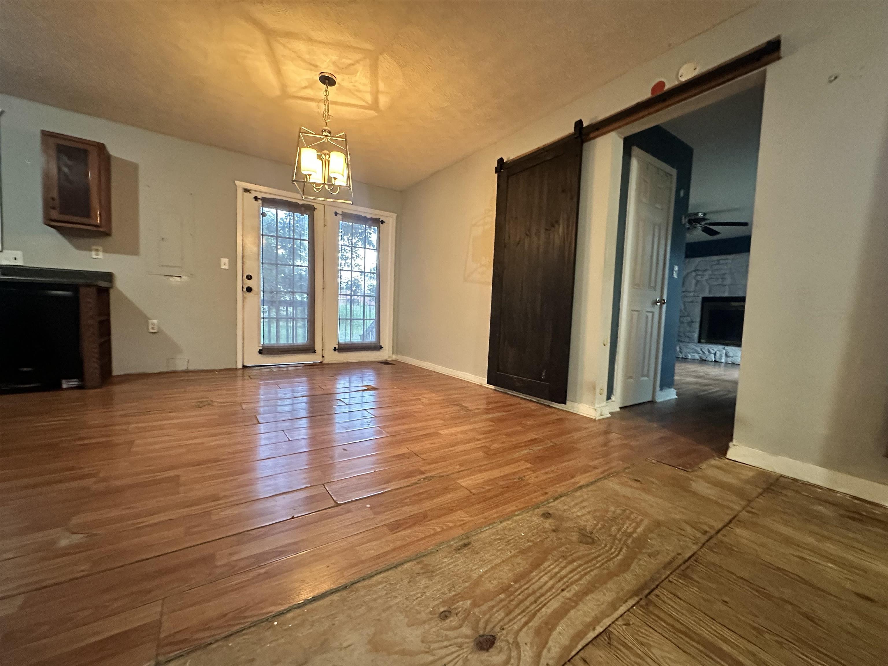 736 Maple Street, Auburn, Kentucky 42206, 5 Bedrooms Bedrooms, ,2 BathroomsBathrooms,Single Family Residence,For Sale,Maple Street,92515