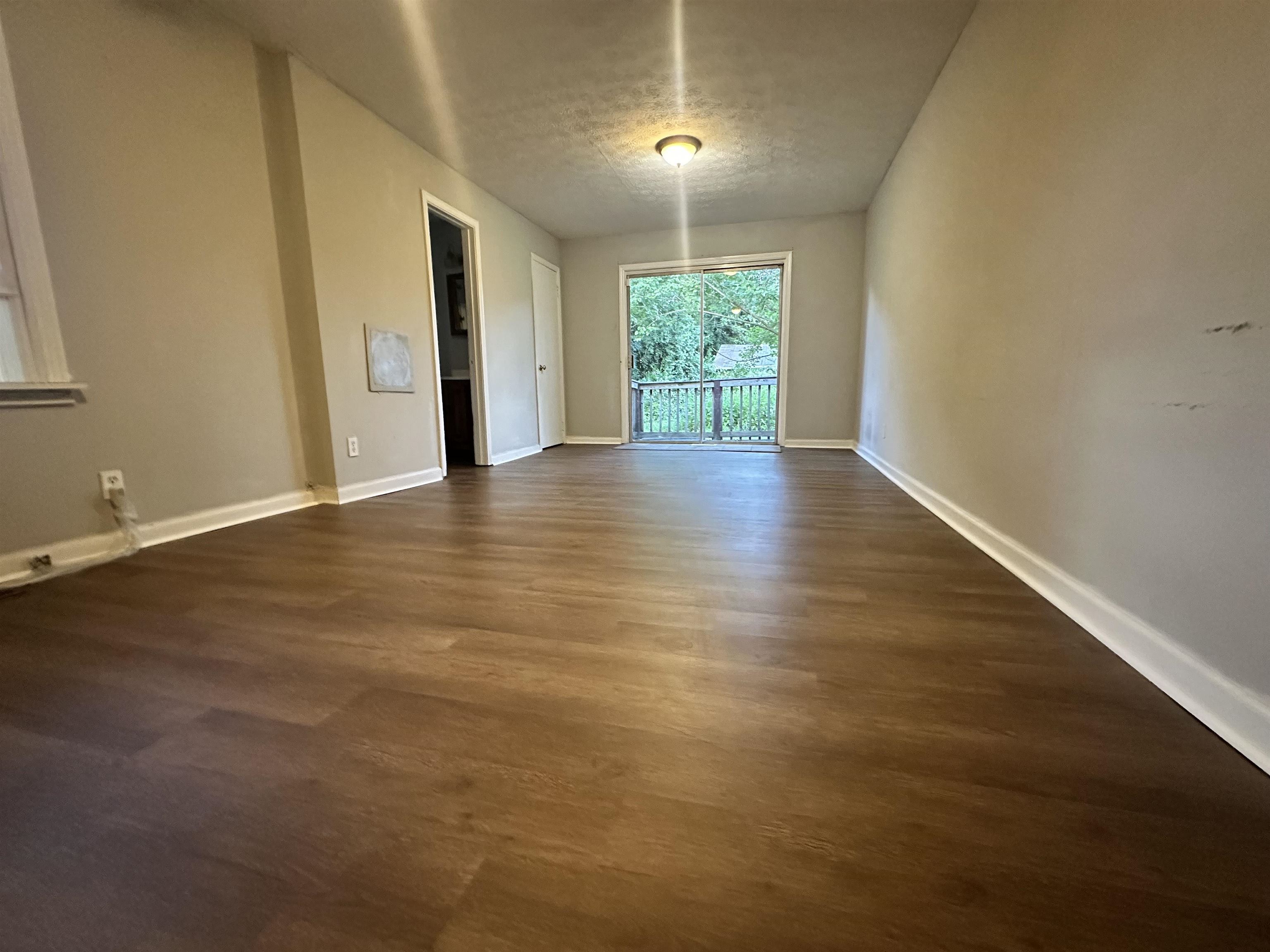 736 Maple Street, Auburn, Kentucky 42206, 5 Bedrooms Bedrooms, ,2 BathroomsBathrooms,Single Family Residence,For Sale,Maple Street,92515