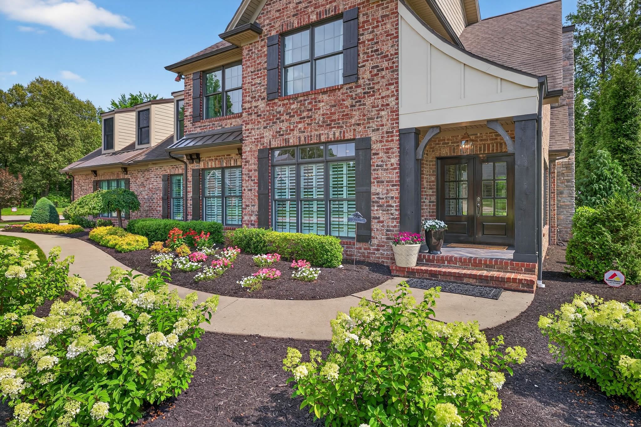 3114 Bridgewater Cove, Owensboro, Kentucky 42303, 4 Bedrooms Bedrooms, ,3 BathroomsBathrooms,Single Family Residence,For Sale,Bridgewater Cove,92516