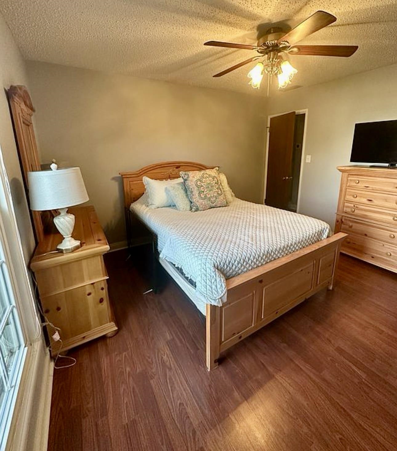 2300 Count Turf Drive, Owensboro, Kentucky 42301, 3 Bedrooms Bedrooms, ,2 BathroomsBathrooms,Single Family Residence,For Sale,Count Turf Drive,92520