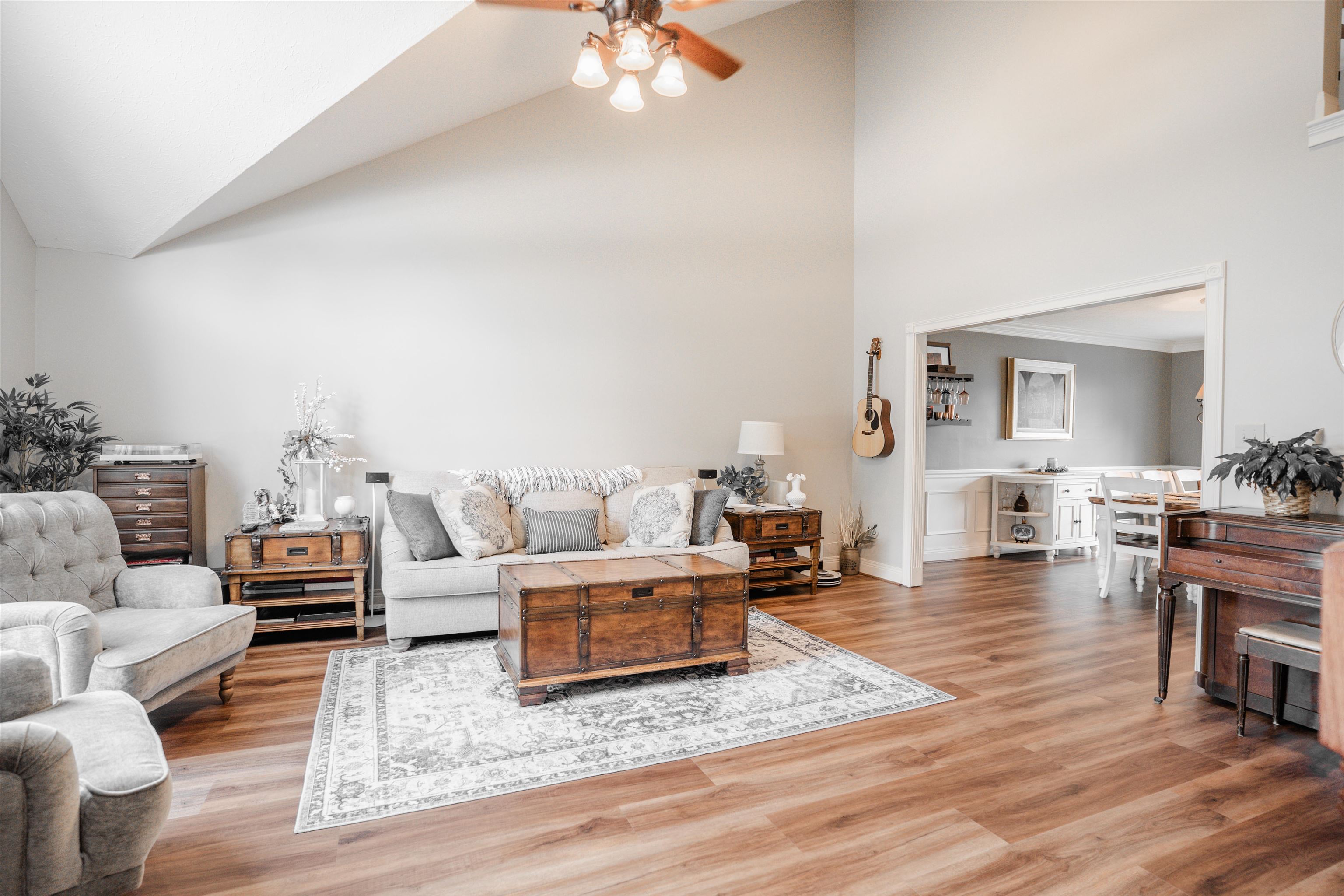 4206 Brookhill Drive, Owensboro, Kentucky 42303, 4 Bedrooms Bedrooms, ,2 BathroomsBathrooms,Single Family Residence,For Sale,Brookhill Drive,92521