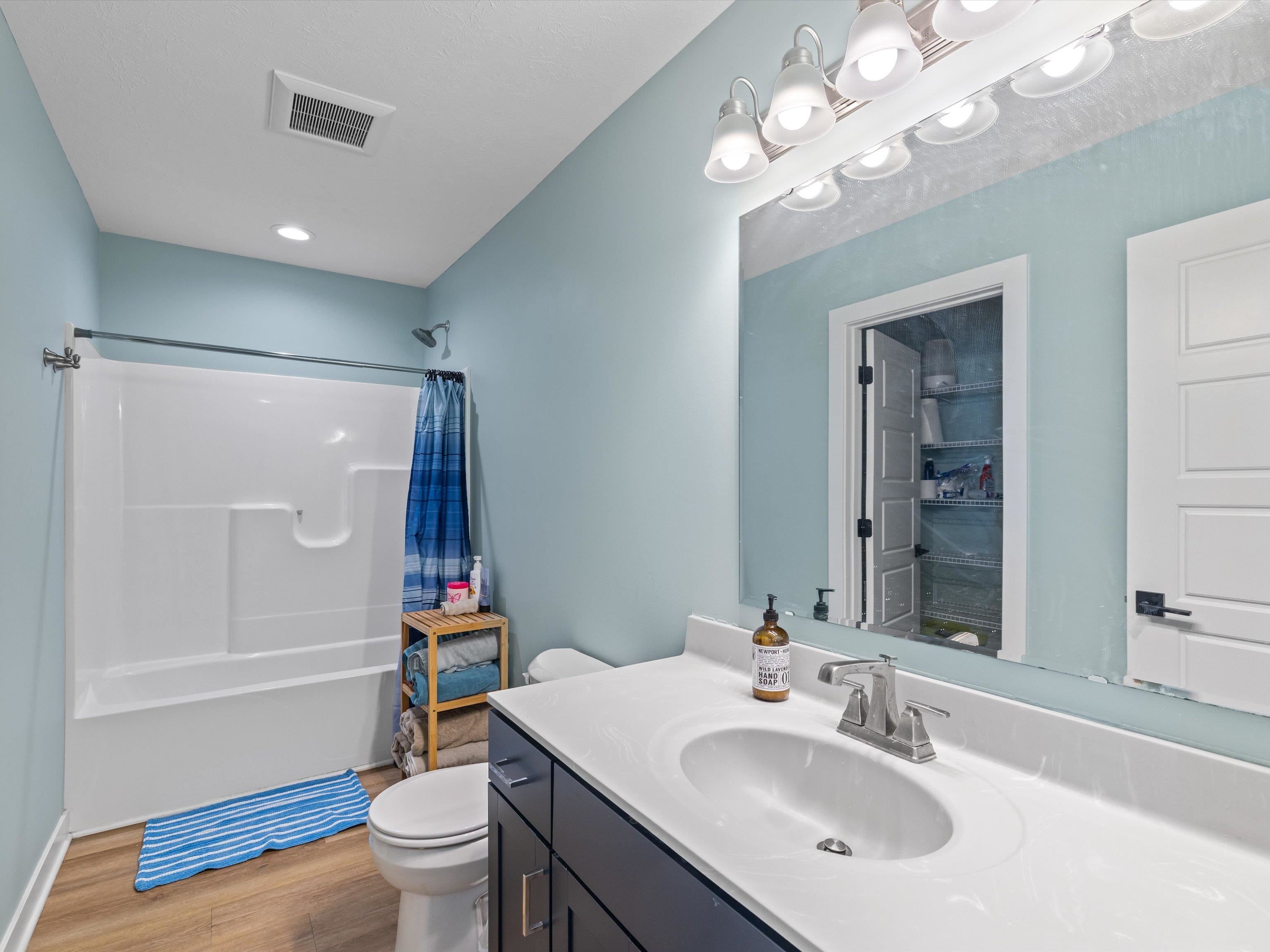 6605 Valley Brook Trace, Utica, Kentucky 42376, 4 Bedrooms Bedrooms, ,2 BathroomsBathrooms,Single Family Residence,For Sale,Valley Brook Trace,92522