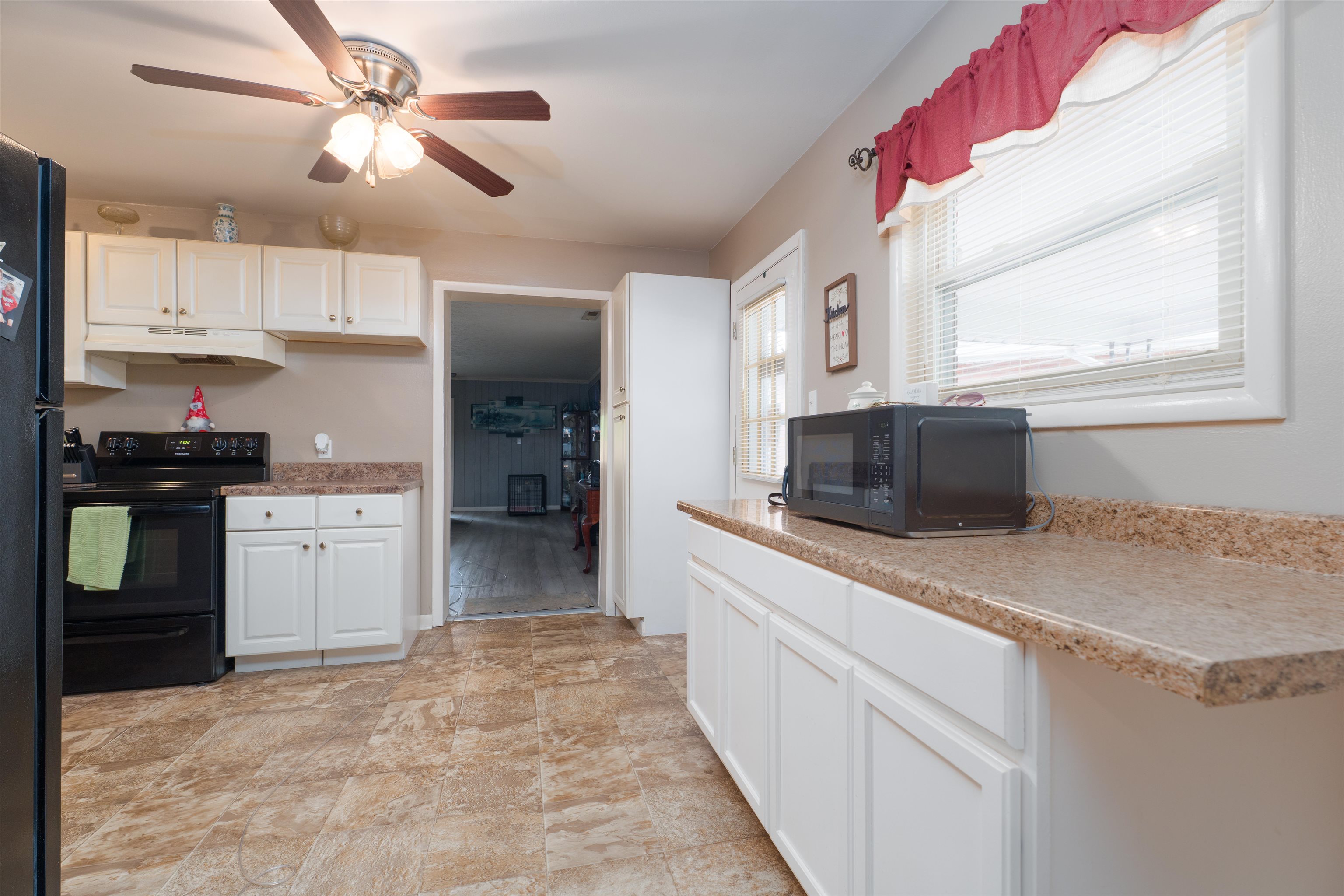 3812 Shelly Dr., Owensboro, Kentucky 42303, 3 Bedrooms Bedrooms, ,2 BathroomsBathrooms,Single Family Residence,For Sale,Shelly Dr.,92531
