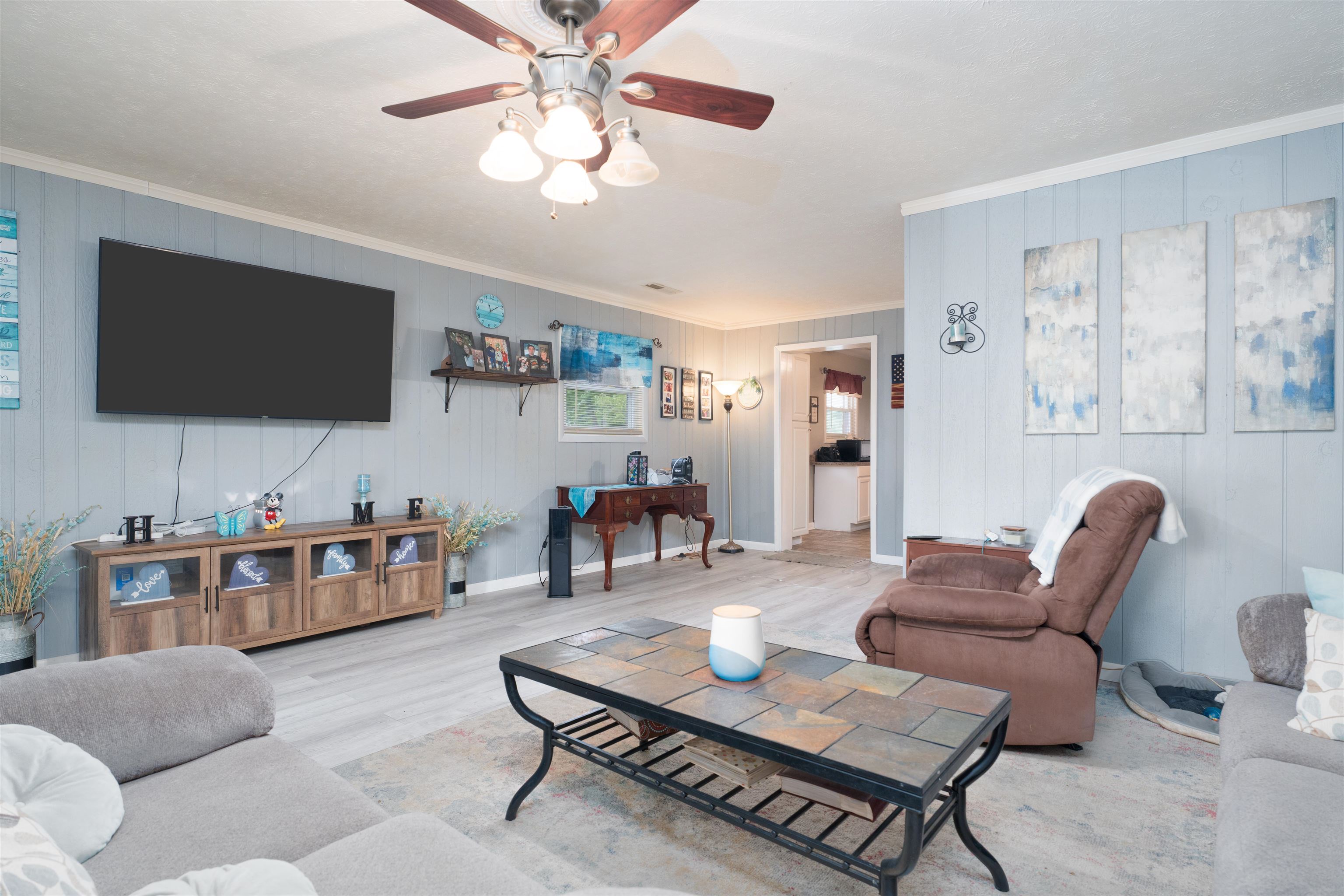 3812 Shelly Dr., Owensboro, Kentucky 42303, 3 Bedrooms Bedrooms, ,2 BathroomsBathrooms,Single Family Residence,For Sale,Shelly Dr.,92531