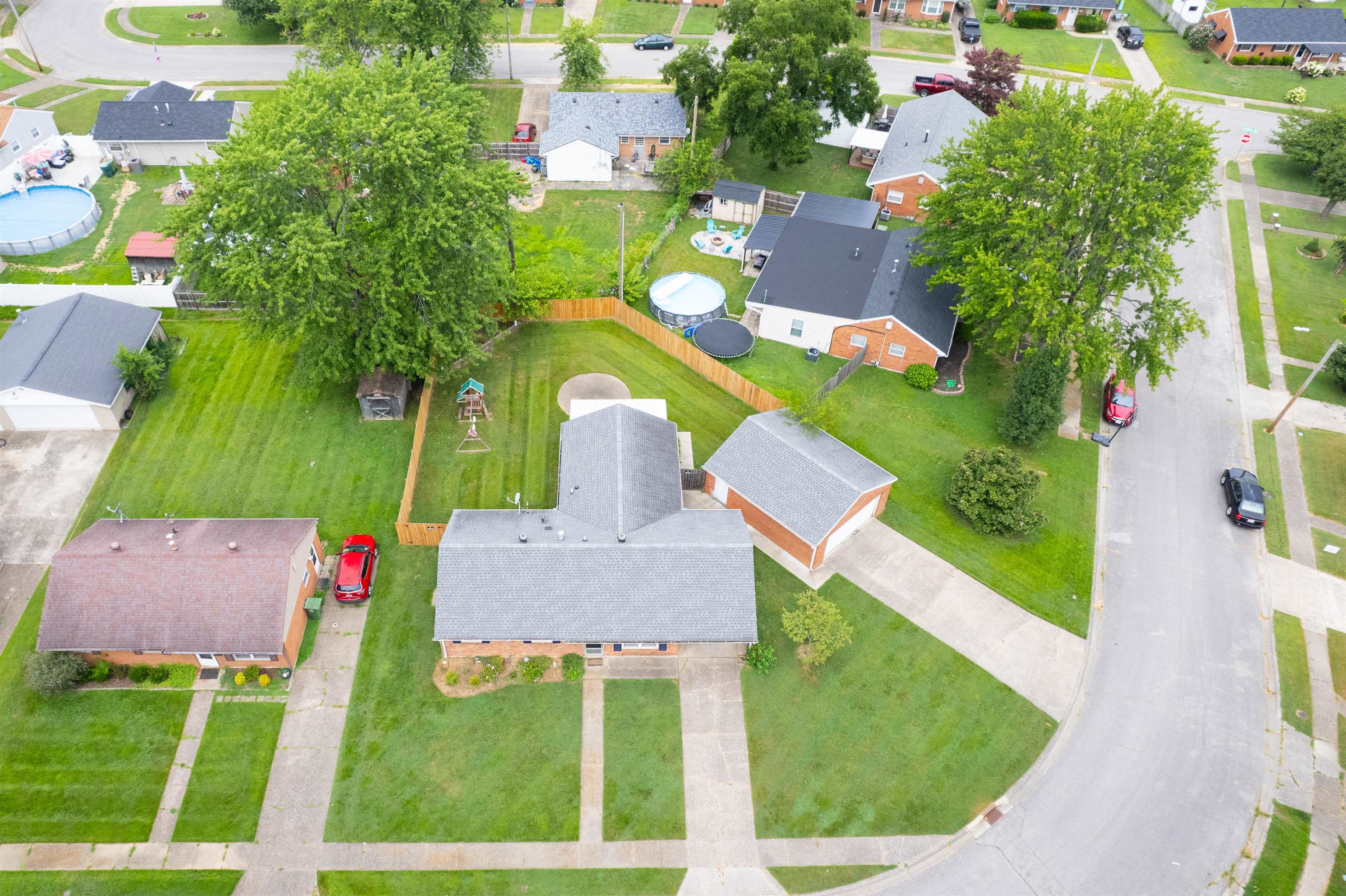 3812 Shelly Dr., Owensboro, Kentucky 42303, 3 Bedrooms Bedrooms, ,2 BathroomsBathrooms,Single Family Residence,For Sale,Shelly Dr.,92531