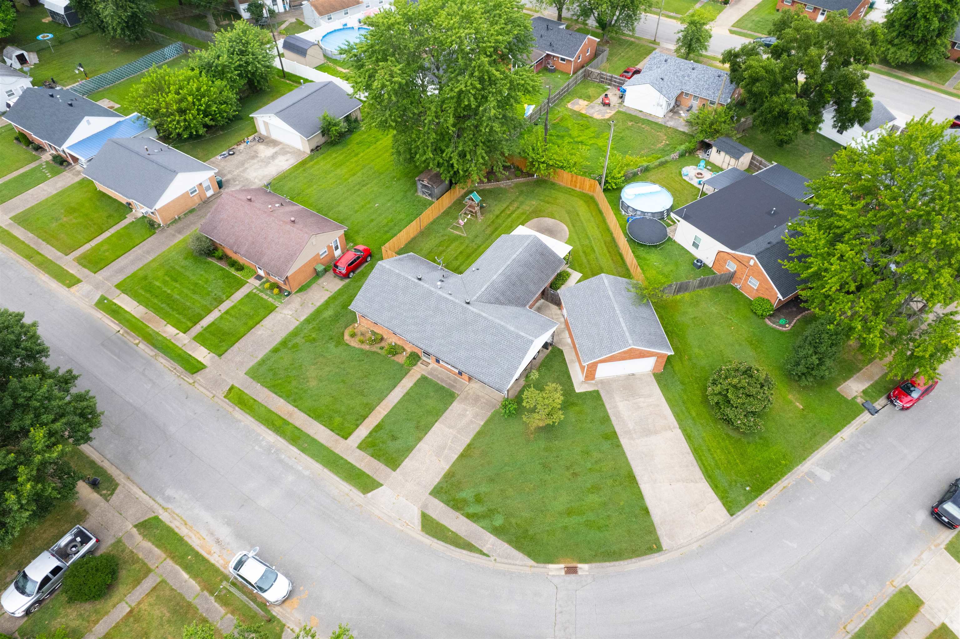 3812 Shelly Dr., Owensboro, Kentucky 42303, 3 Bedrooms Bedrooms, ,2 BathroomsBathrooms,Single Family Residence,For Sale,Shelly Dr.,92531