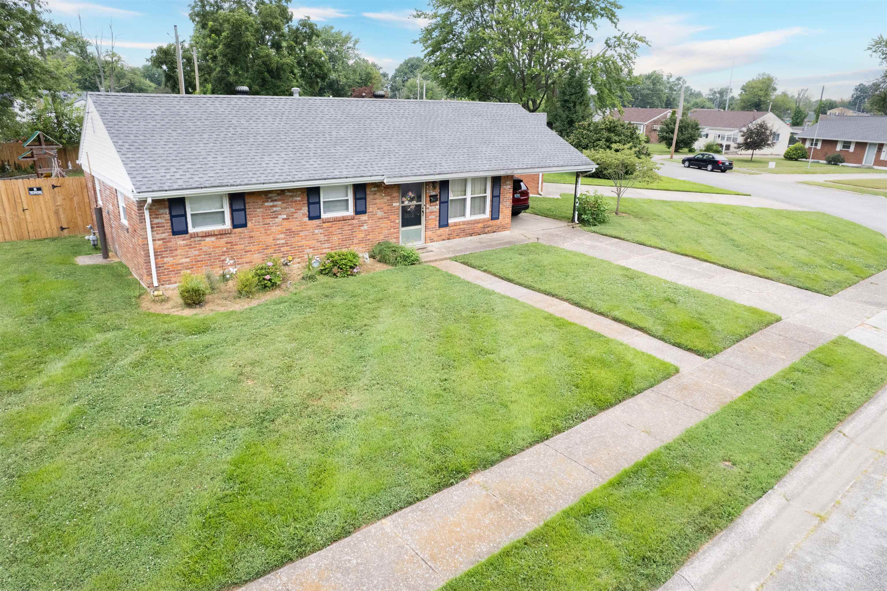 3812 Shelly Dr., Owensboro, Kentucky 42303, 3 Bedrooms Bedrooms, ,2 BathroomsBathrooms,Single Family Residence,For Sale,Shelly Dr.,92531