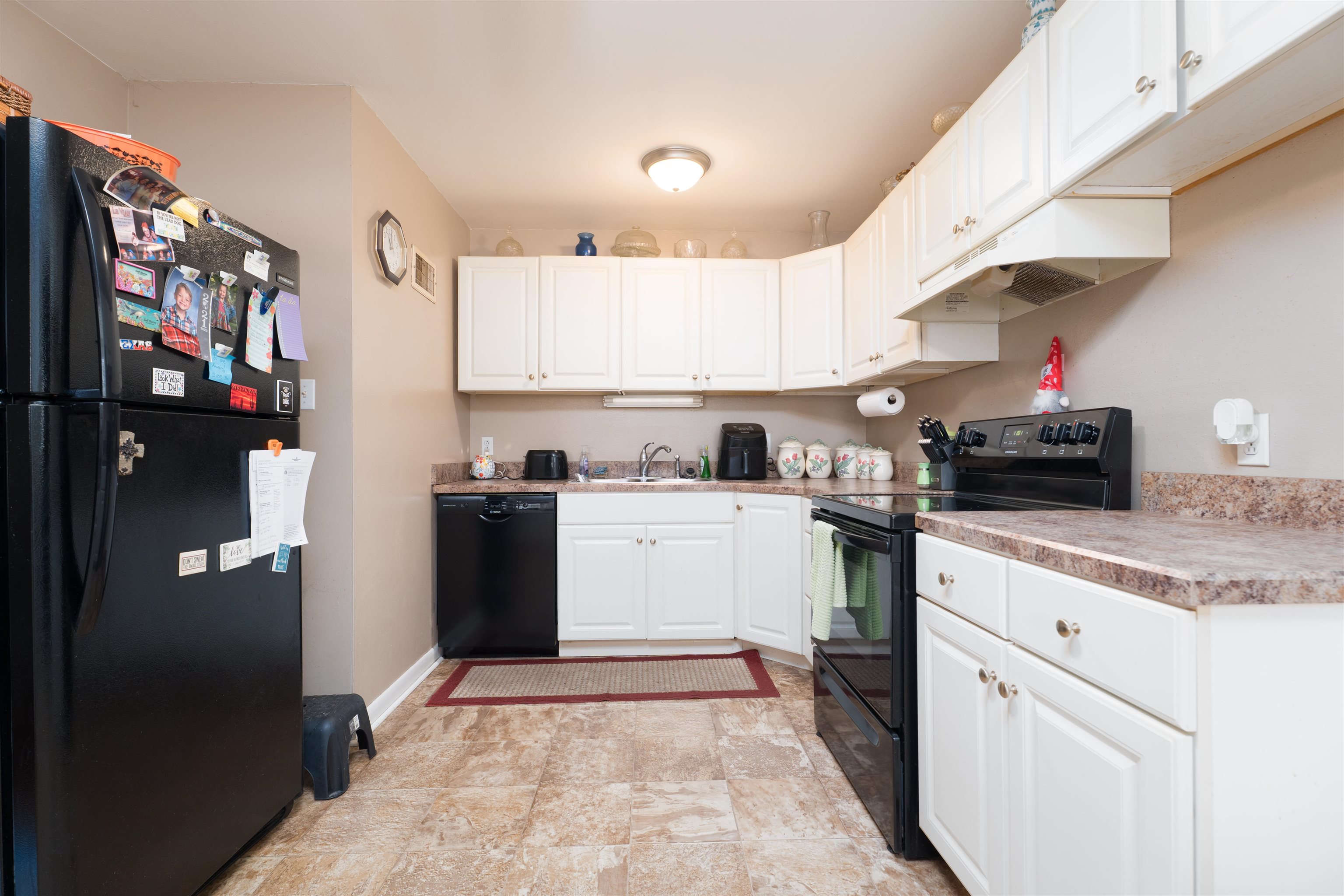 3812 Shelly Dr., Owensboro, Kentucky 42303, 3 Bedrooms Bedrooms, ,2 BathroomsBathrooms,Single Family Residence,For Sale,Shelly Dr.,92531