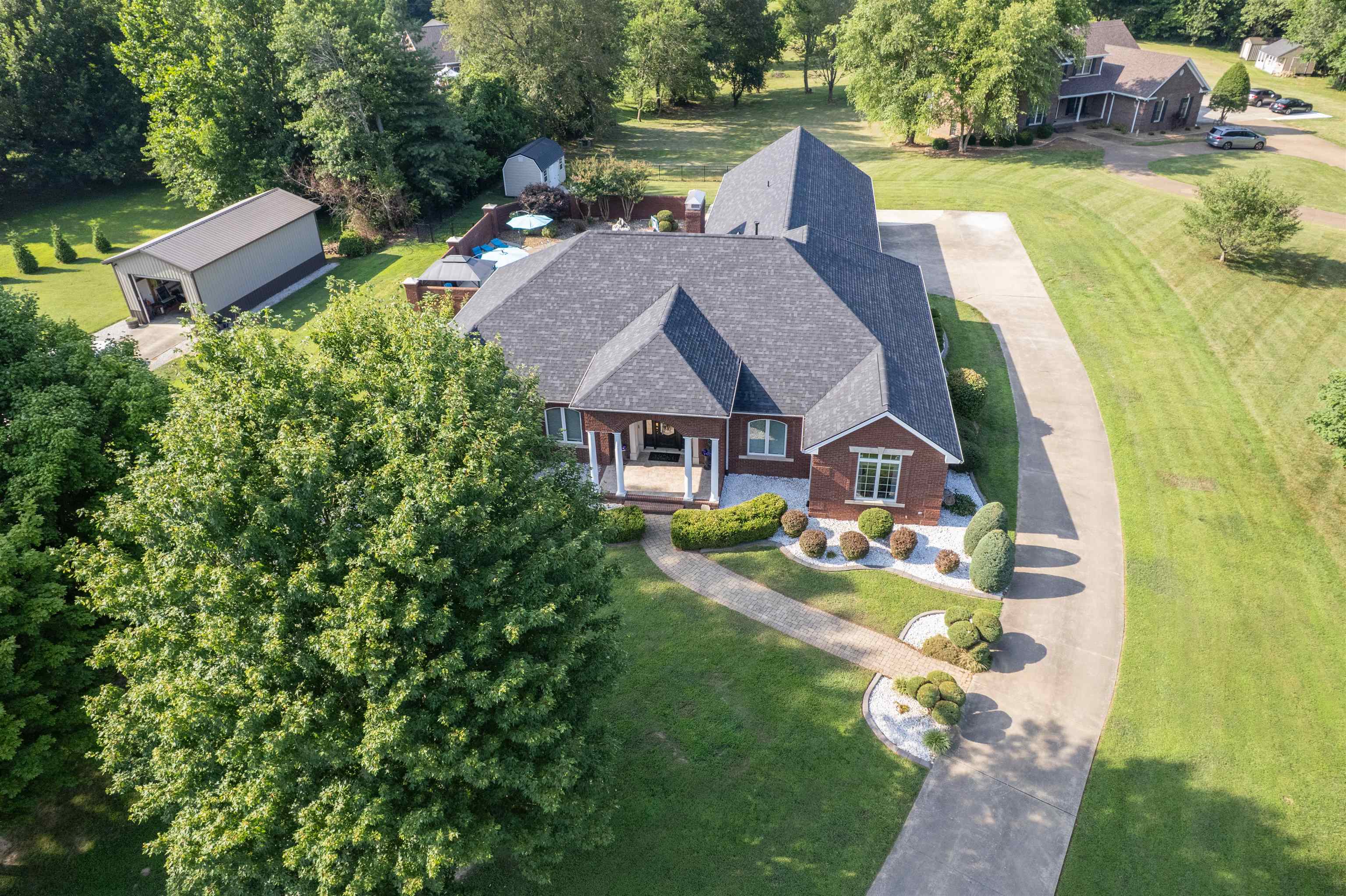4541 Honeysuckle Ln, Owensboro, Kentucky 42303, 3 Bedrooms Bedrooms, ,3 BathroomsBathrooms,Single Family Residence,For Sale,Honeysuckle Ln,92534