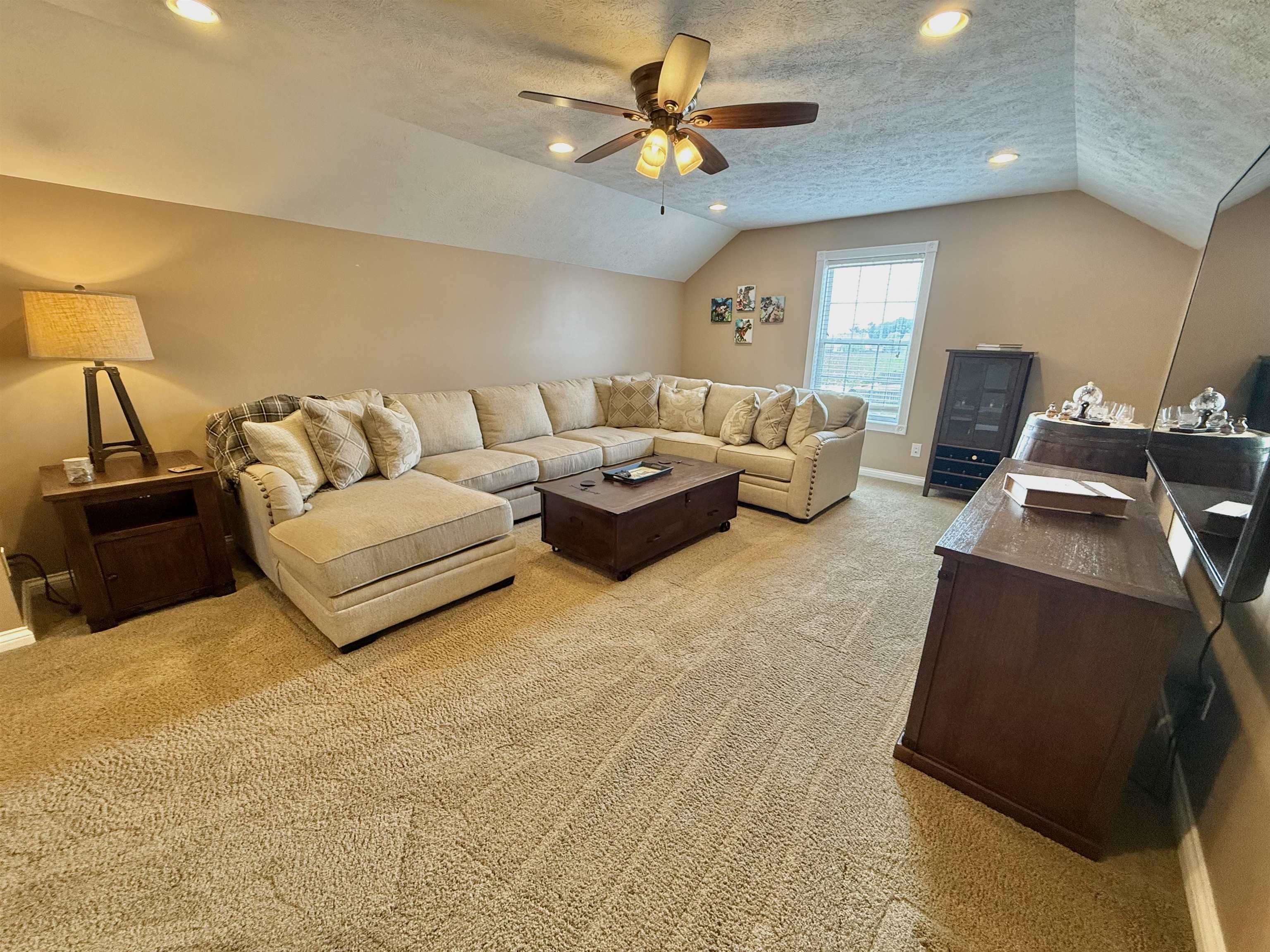 5312 Summercrest, Owensboro, Kentucky 42301, 4 Bedrooms Bedrooms, ,2 BathroomsBathrooms,Single Family Residence,For Sale,Summercrest,92535