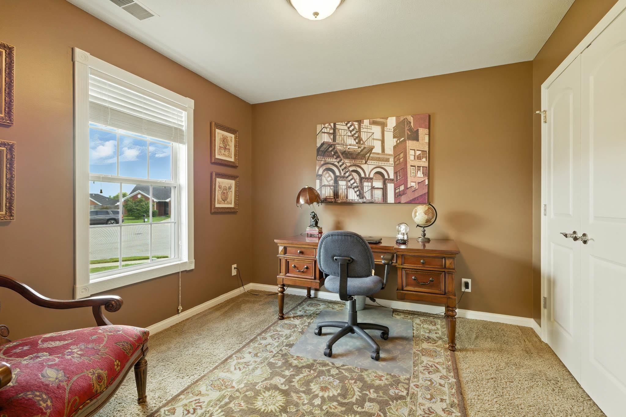 5312 Summercrest, Owensboro, Kentucky 42301, 4 Bedrooms Bedrooms, ,2 BathroomsBathrooms,Single Family Residence,For Sale,Summercrest,92535