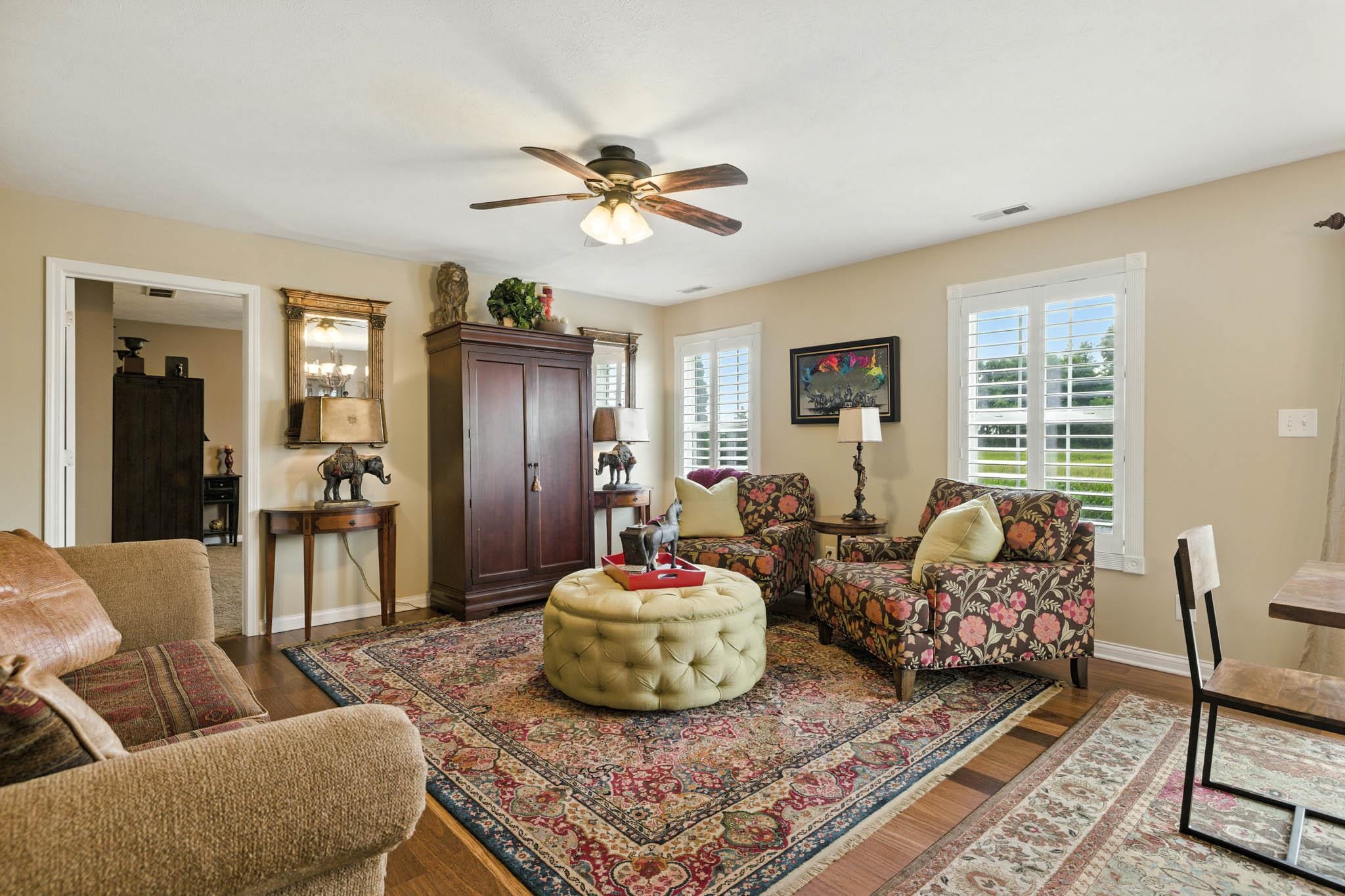5312 Summercrest, Owensboro, Kentucky 42301, 4 Bedrooms Bedrooms, ,2 BathroomsBathrooms,Single Family Residence,For Sale,Summercrest,92535